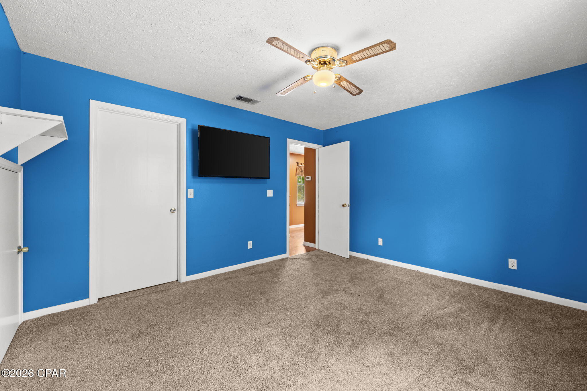 Leisure Lakes - Residential