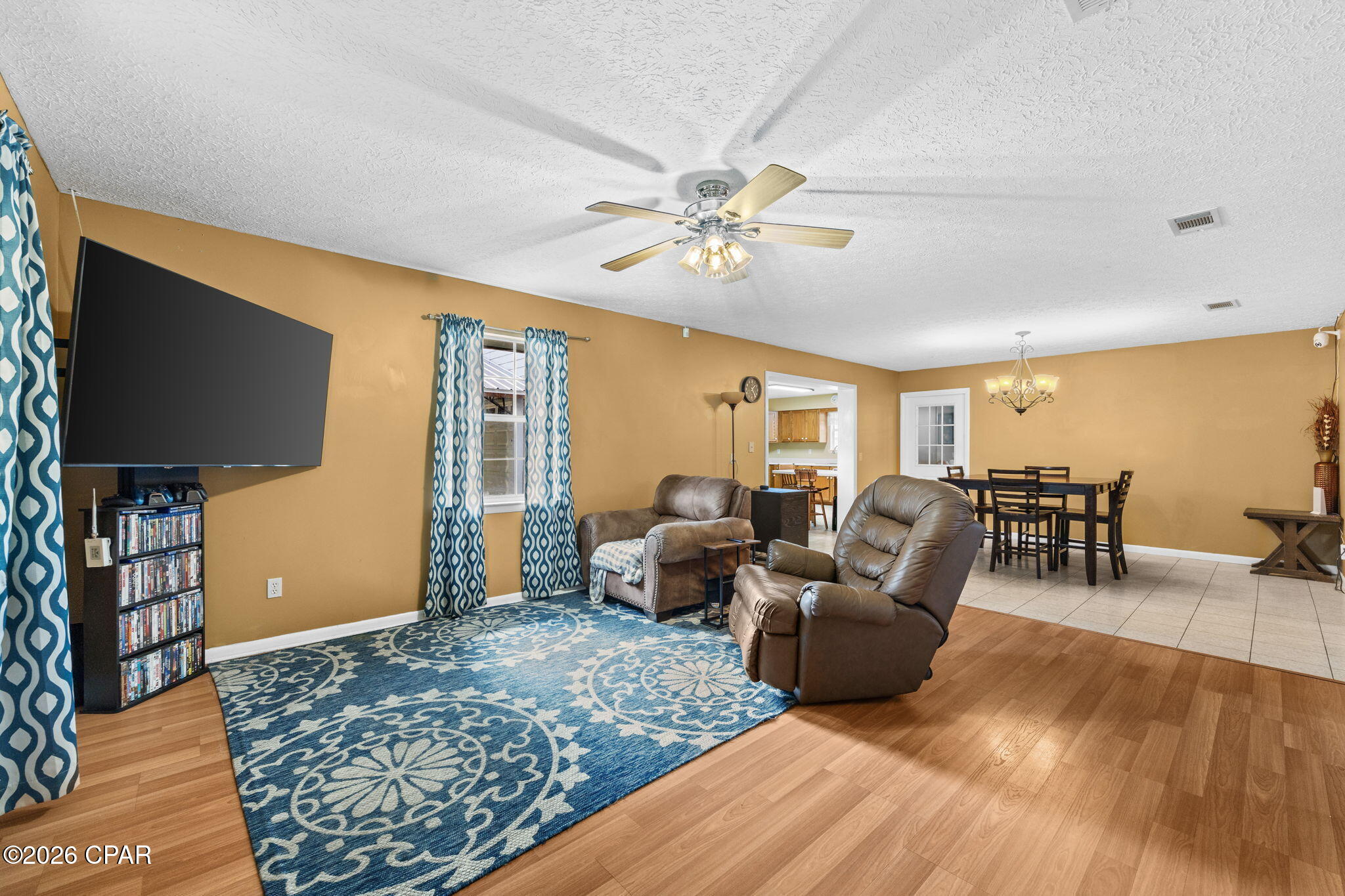 Leisure Lakes - Residential