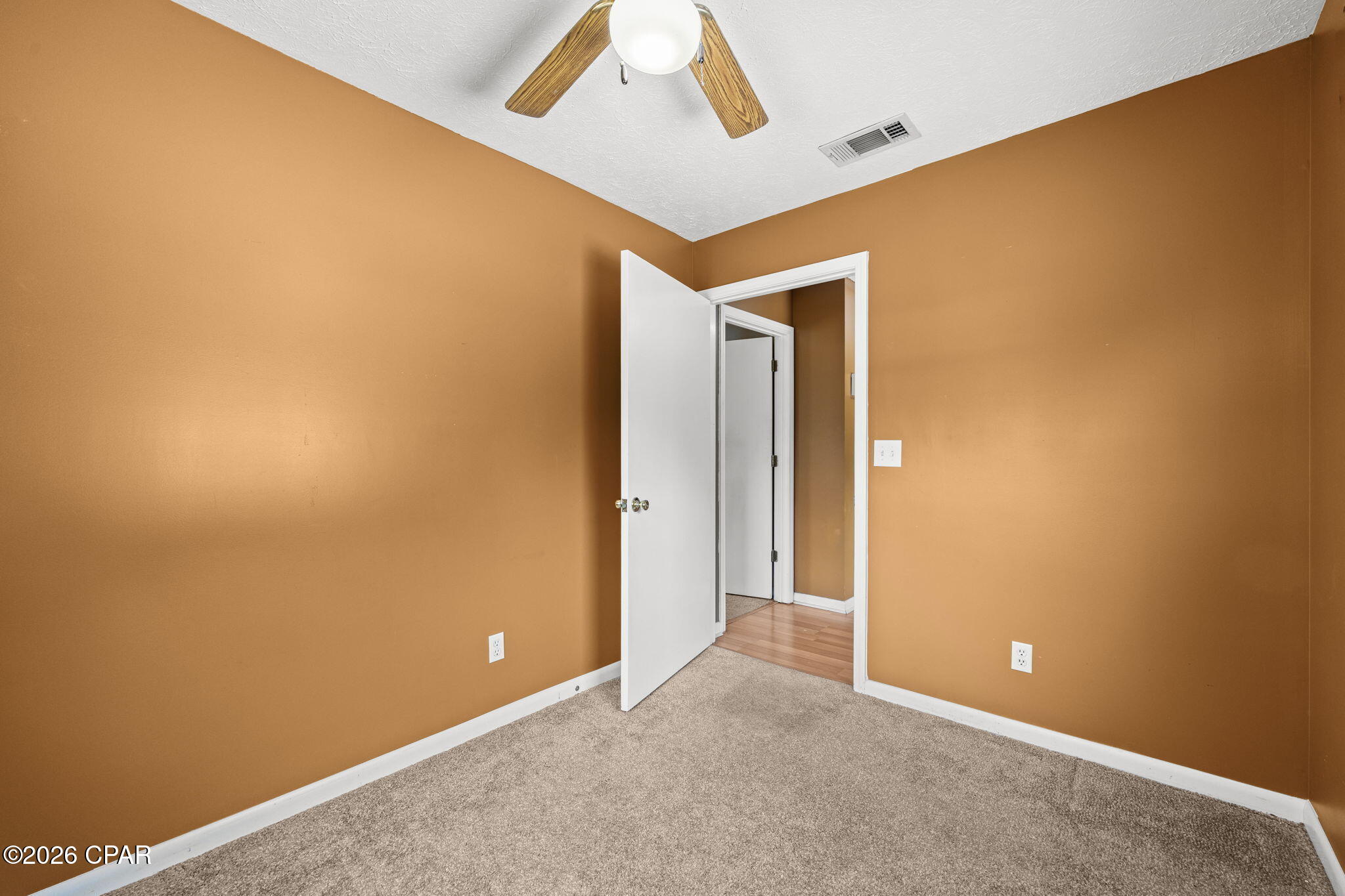 Leisure Lakes - Residential