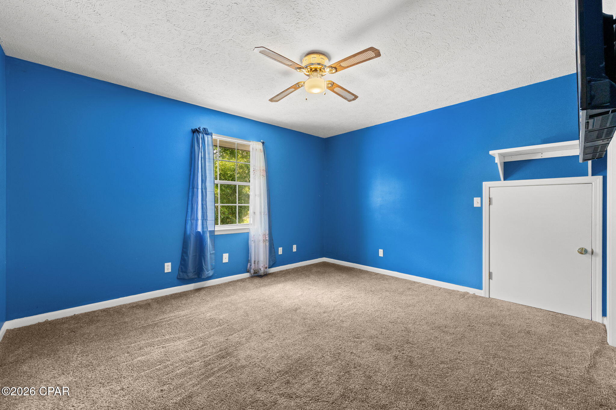 Leisure Lakes - Residential