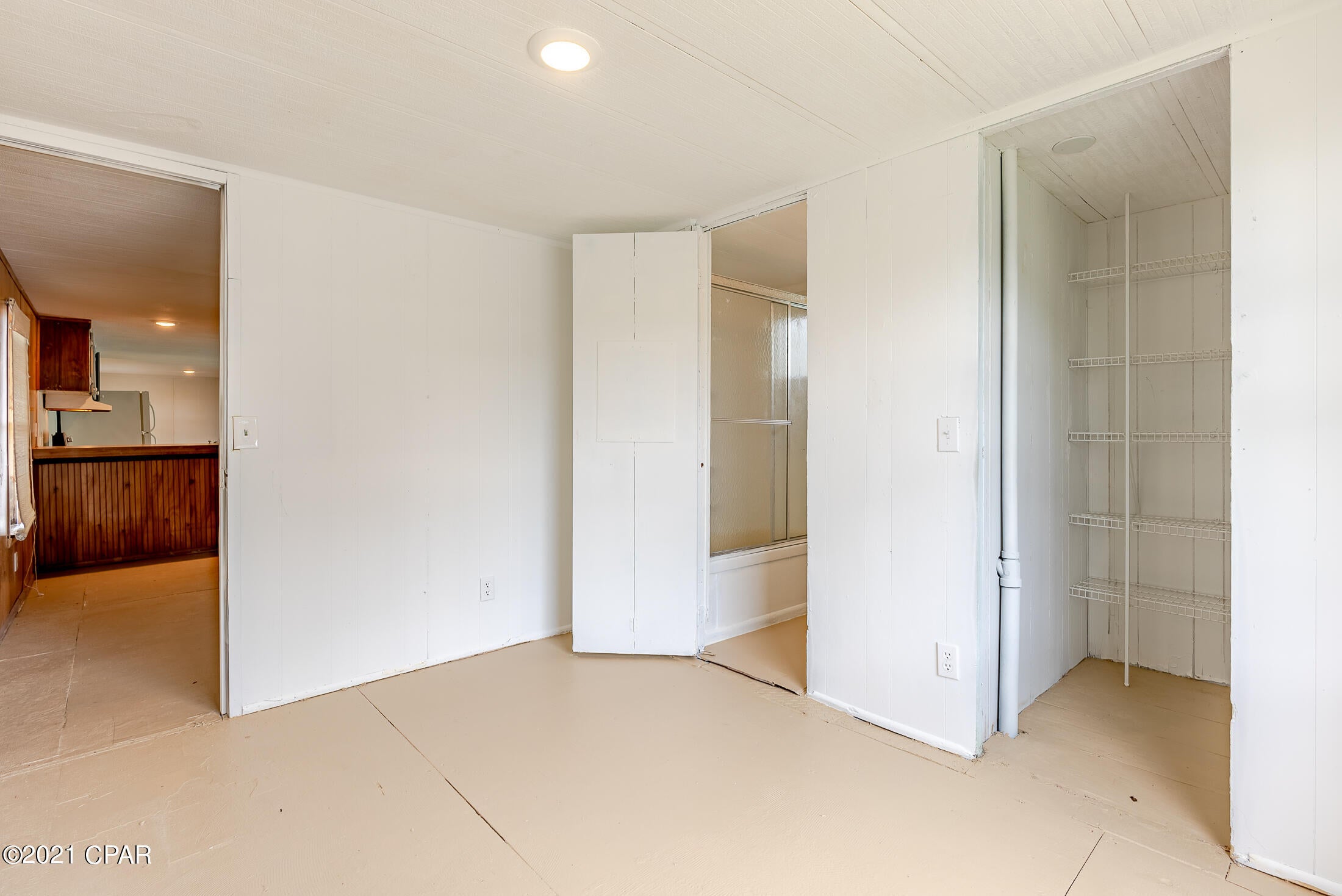 Laguna Beach Estates 7th Add - Residential