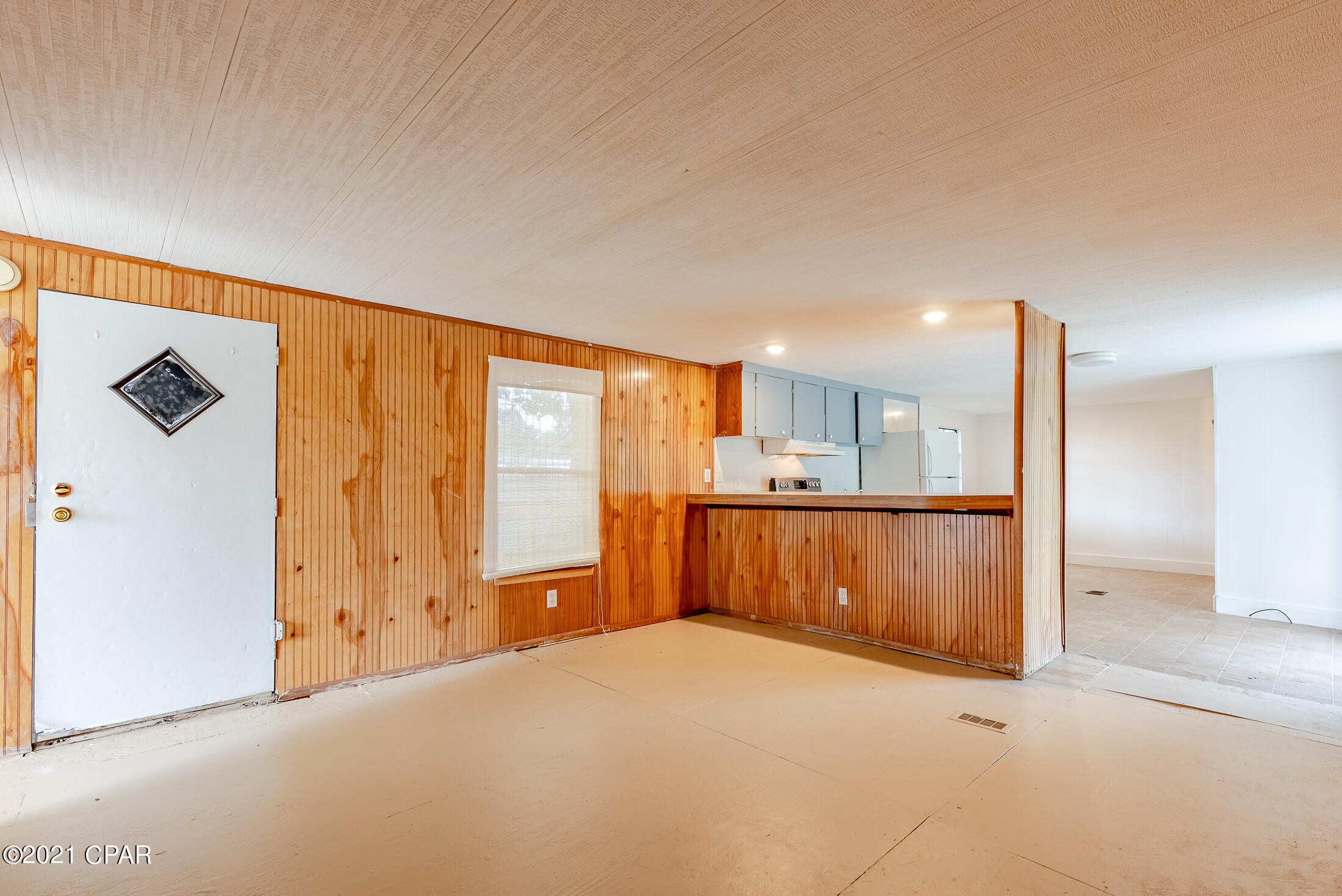 Laguna Beach Estates 7th Add - Residential