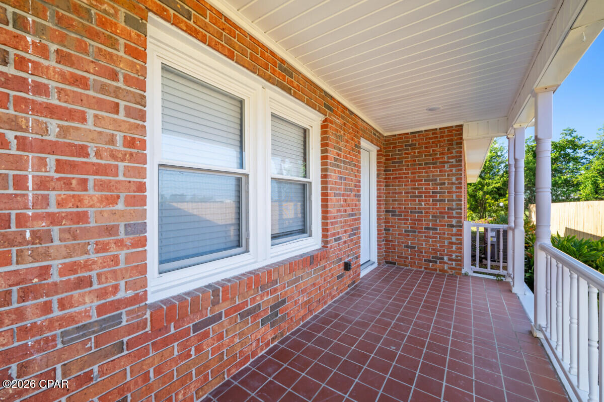 Hickory Manor - Residential
