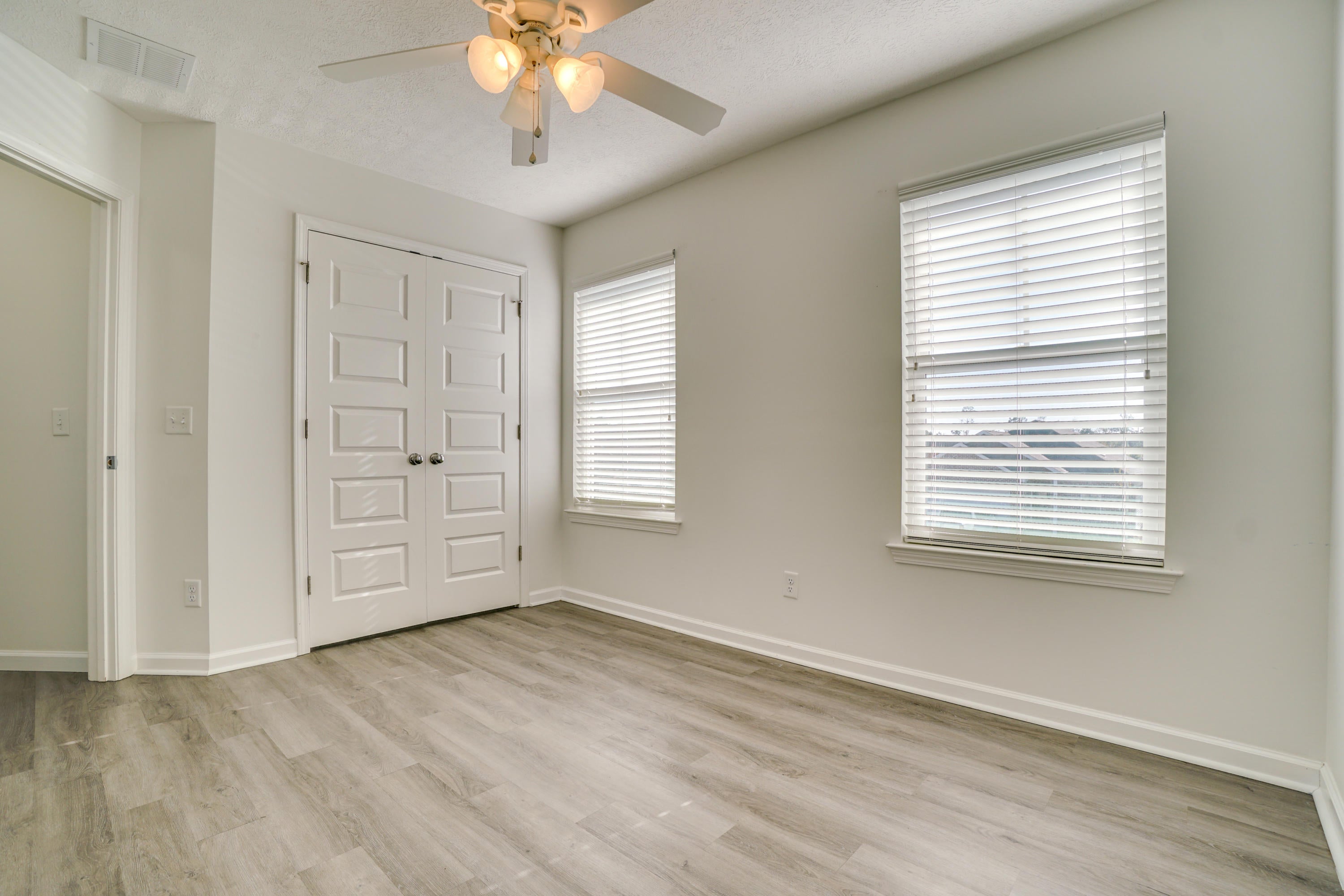 The Pines Of Lynn Haven - Residential