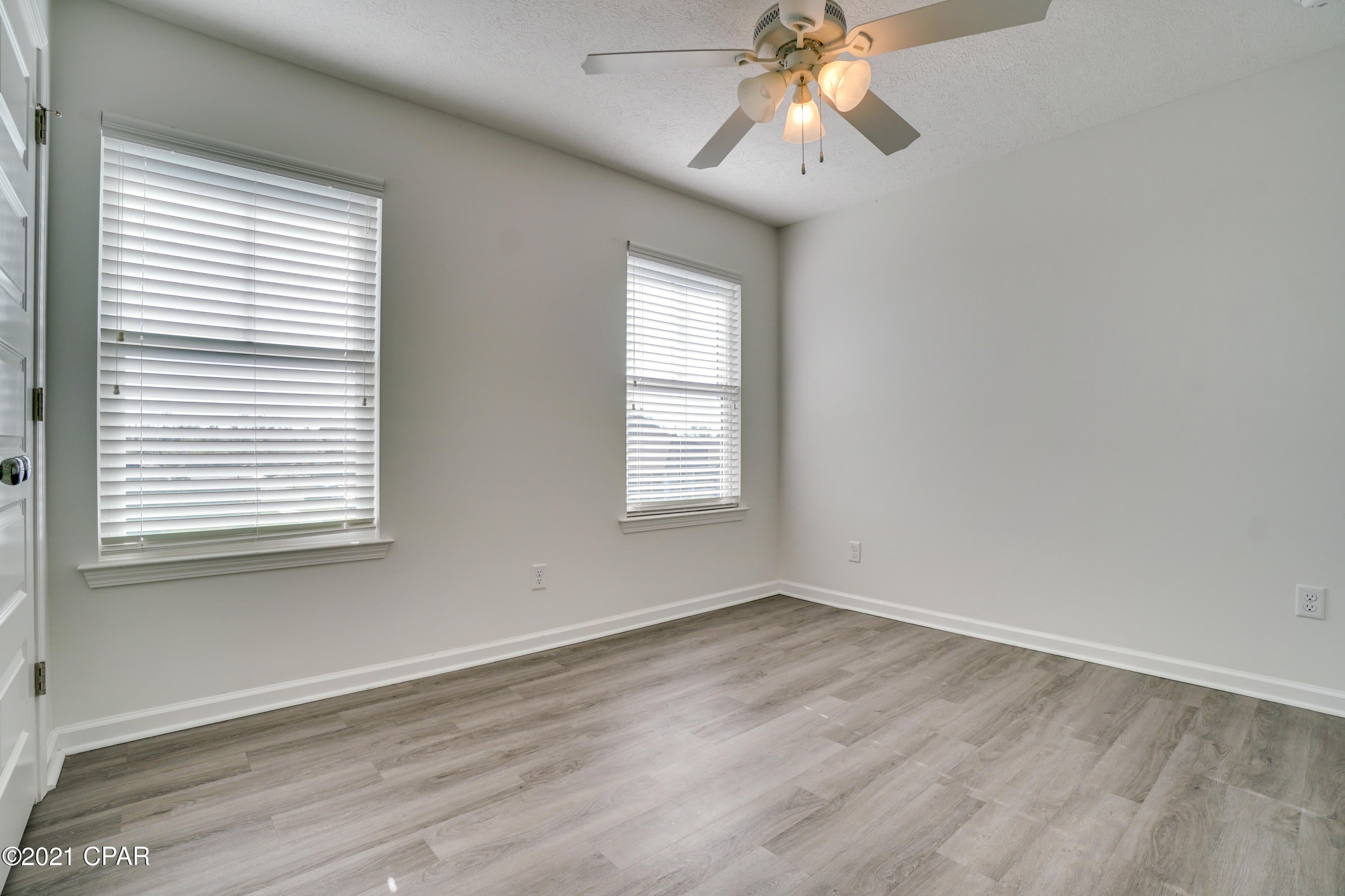 The Pines Of Lynn Haven - Residential