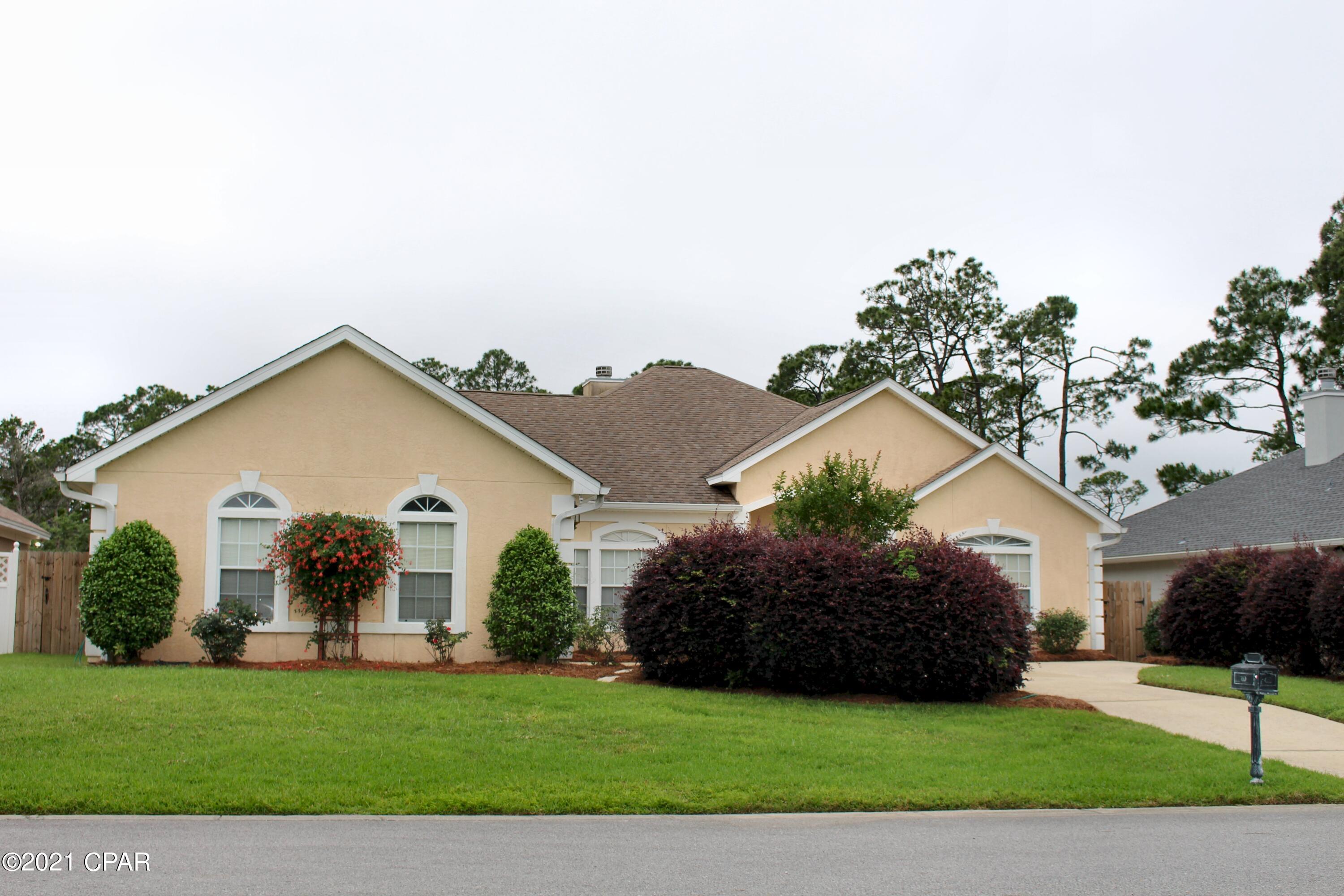 Pelican Bay - Residential