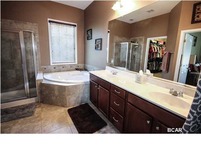 Hawks Landing - Residential