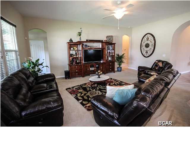 Hawks Landing - Residential