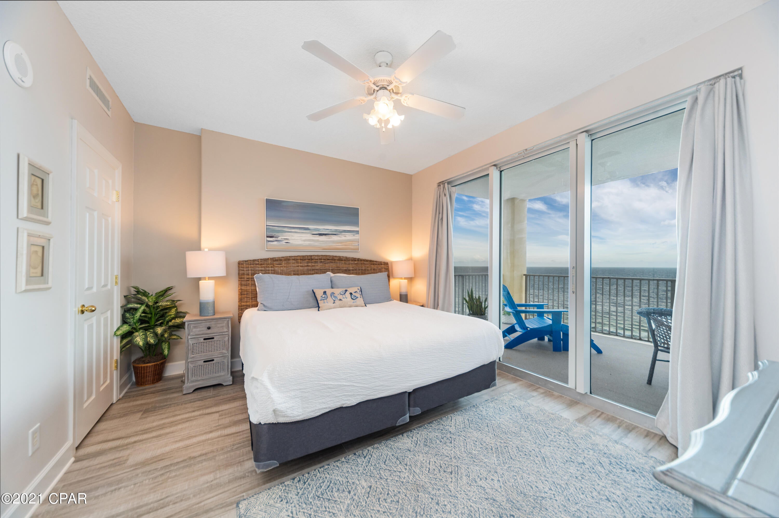 Tropic Winds - Residential