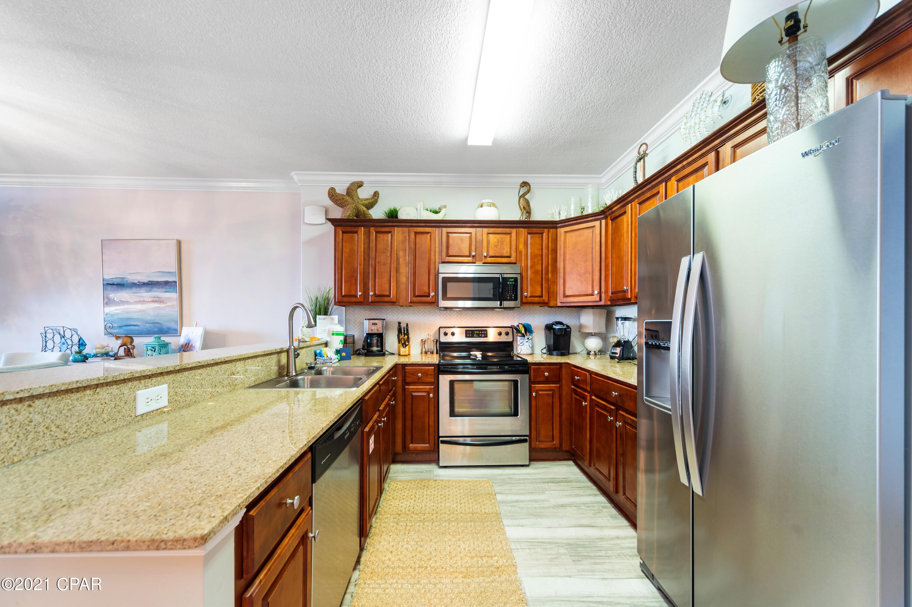 Tropic Winds - Residential