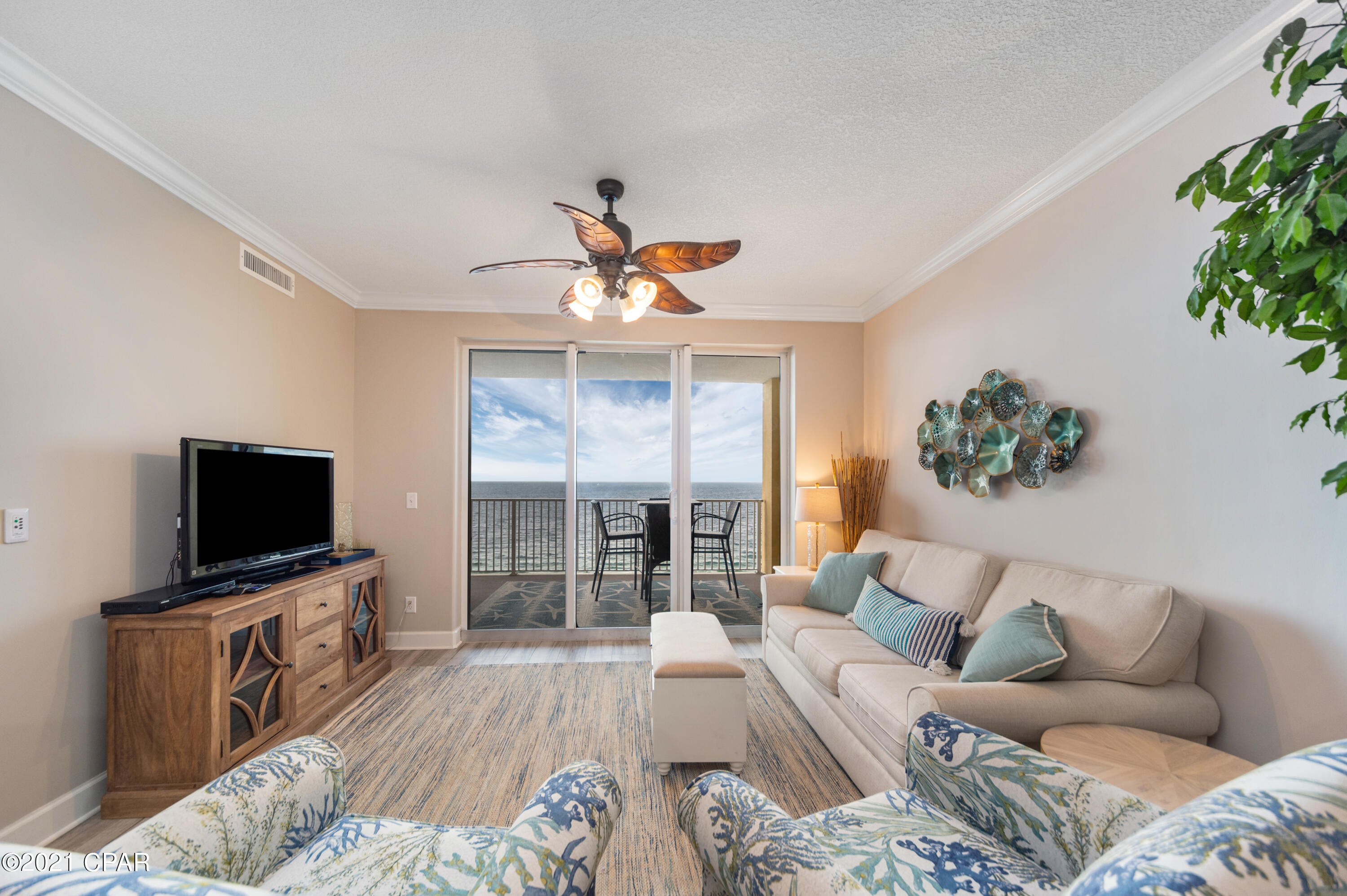 Tropic Winds - Residential