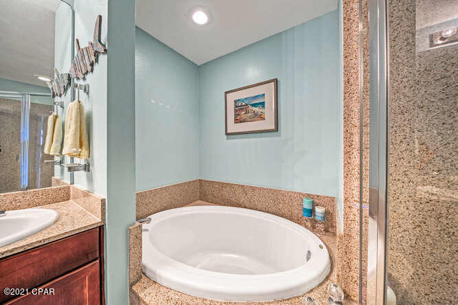 Laketown Wharf Phase II - Residential