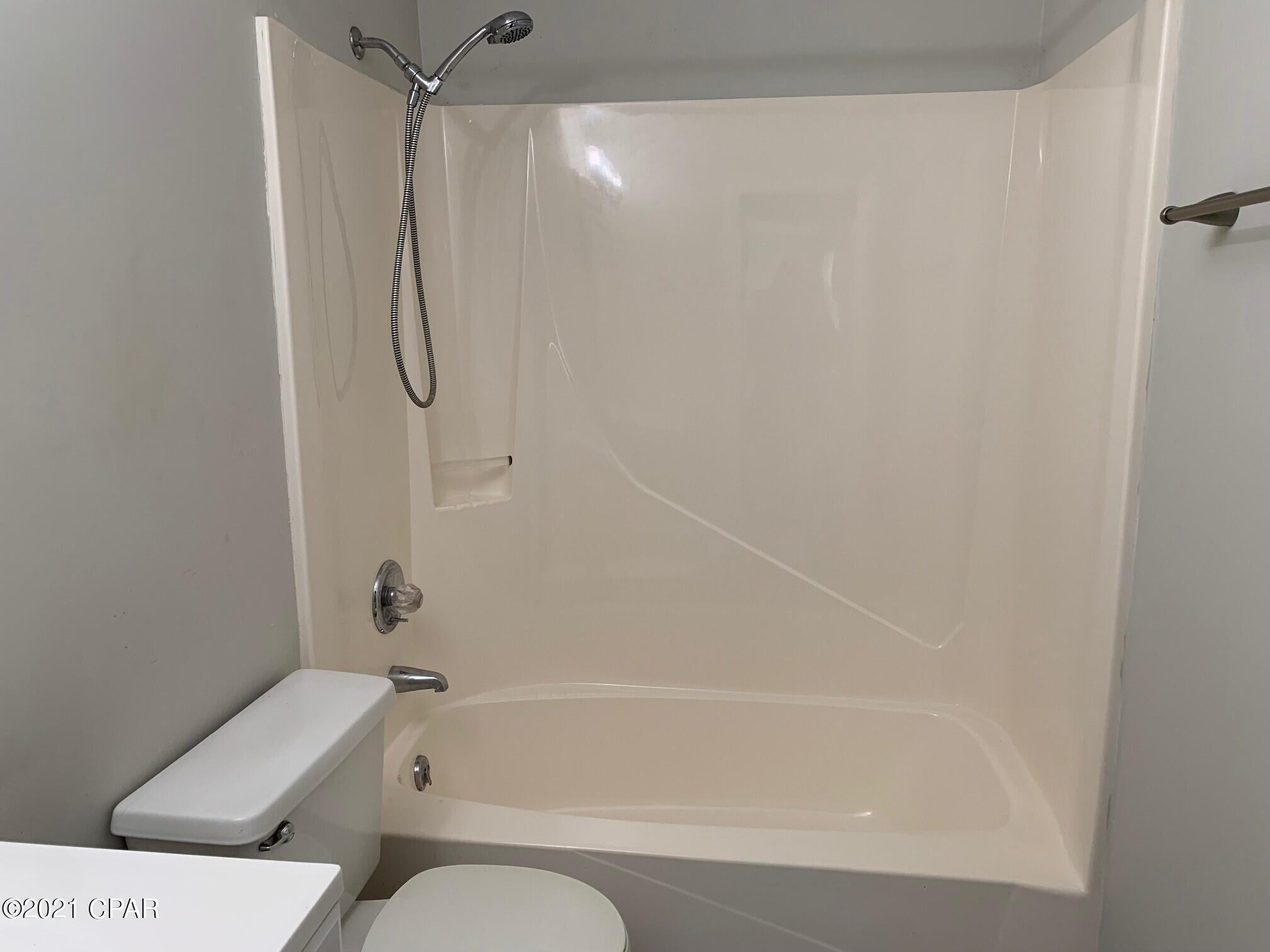 Belaire Estates U-4 - Residential