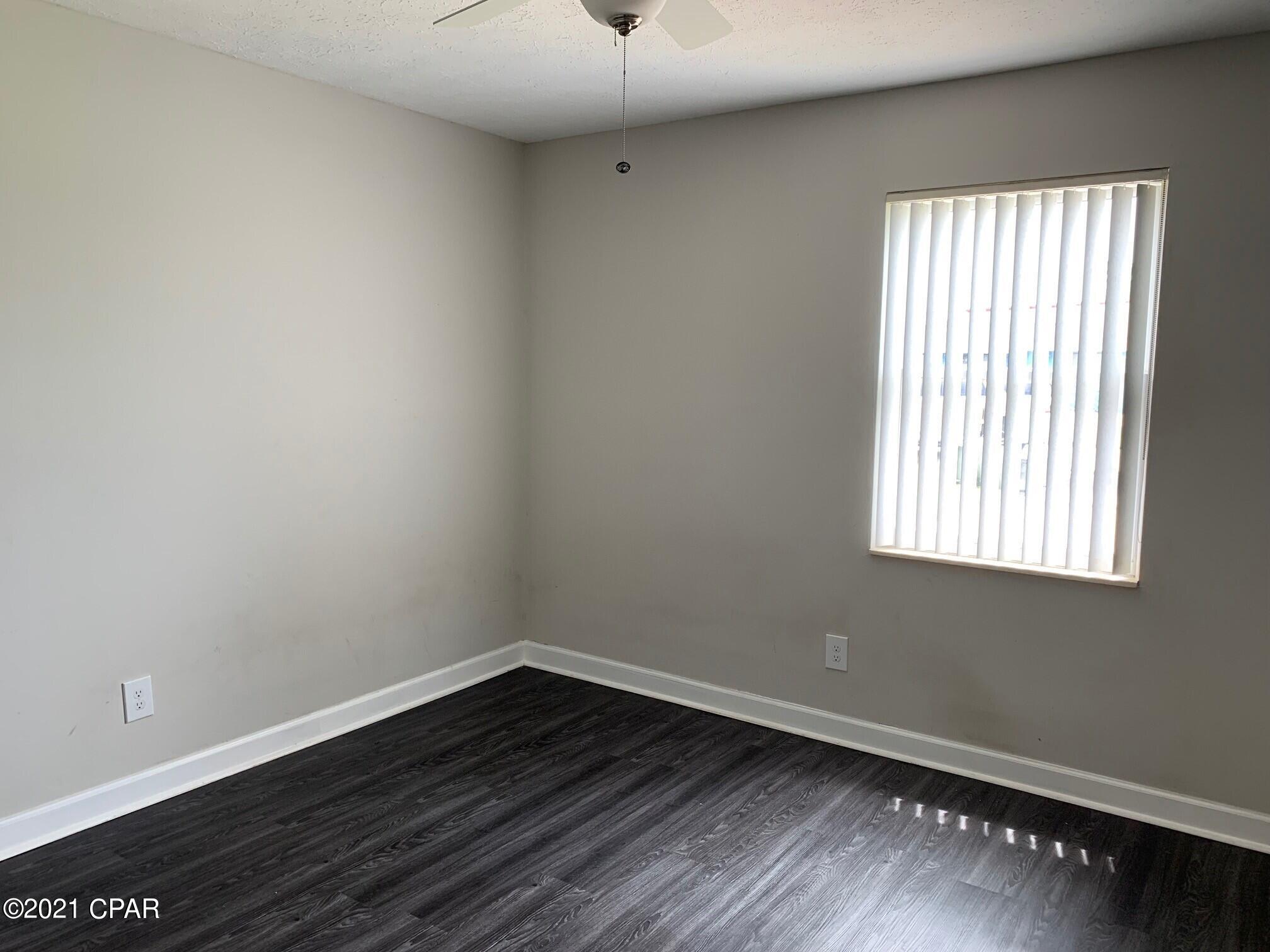 Belaire Estates U-4 - Residential