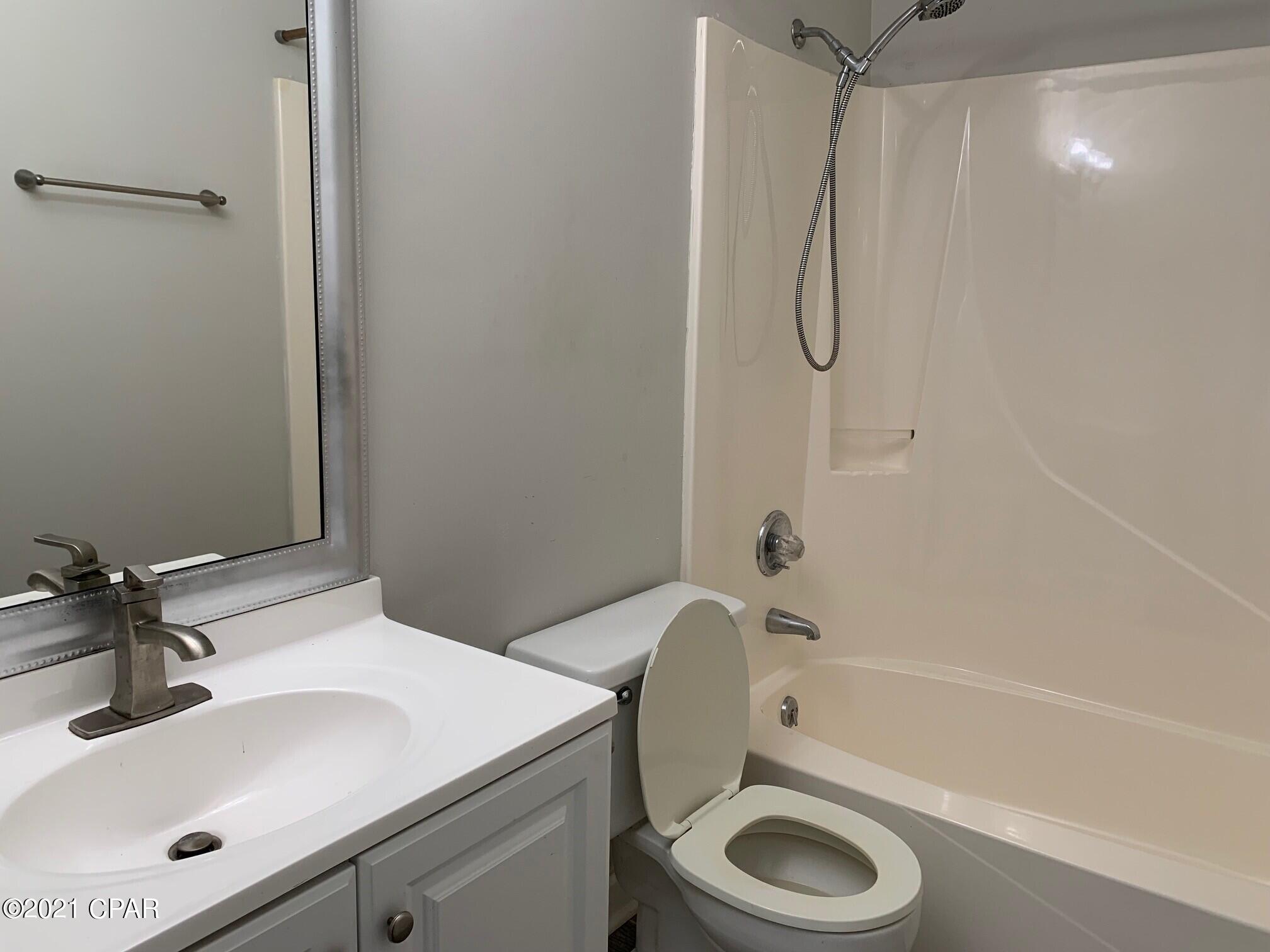 Belaire Estates U-4 - Residential