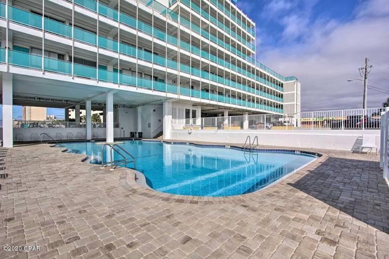 Fontainebleau Terrace - Residential