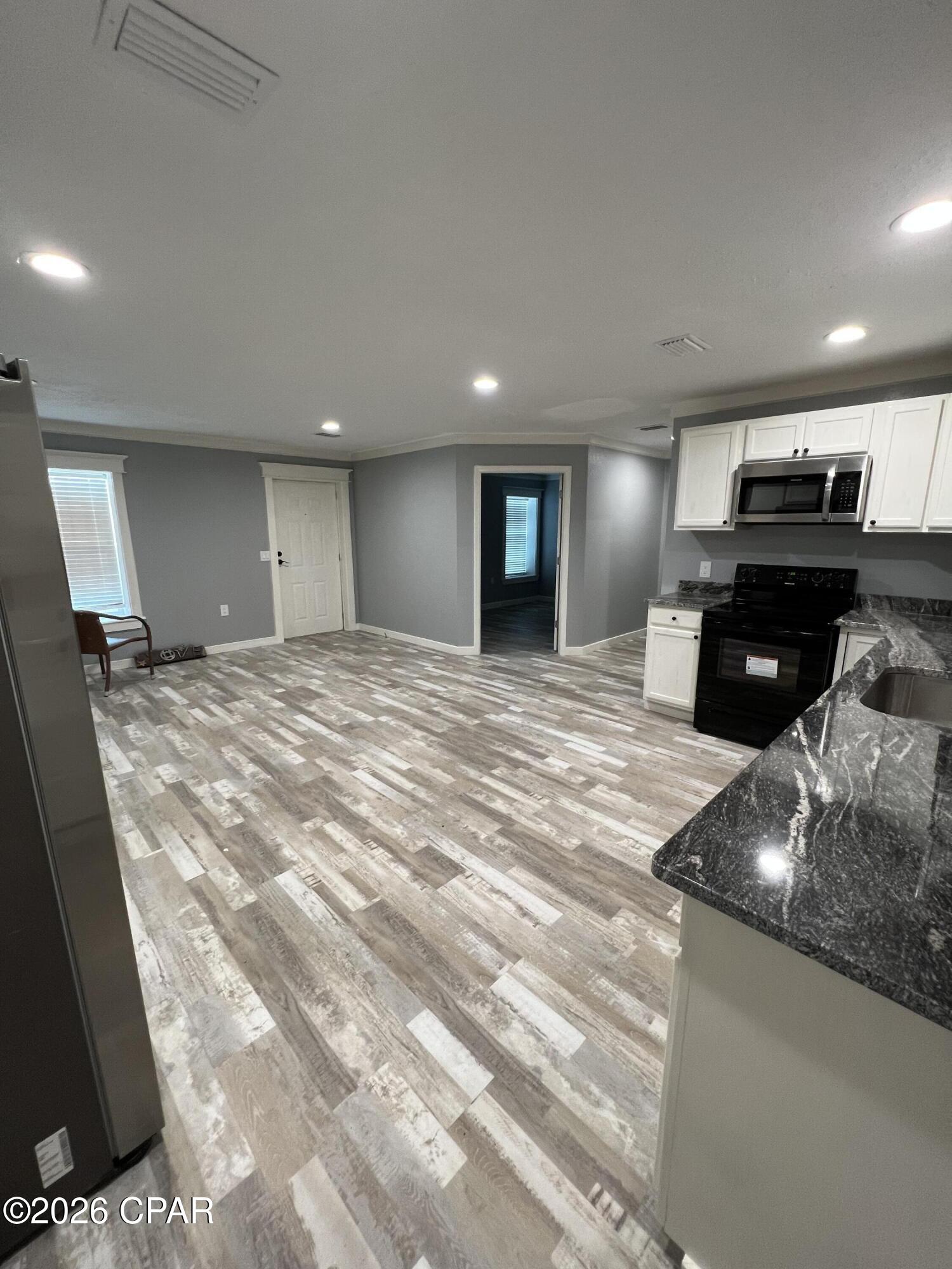[No Recorded Subdiv] - Commercial Sale