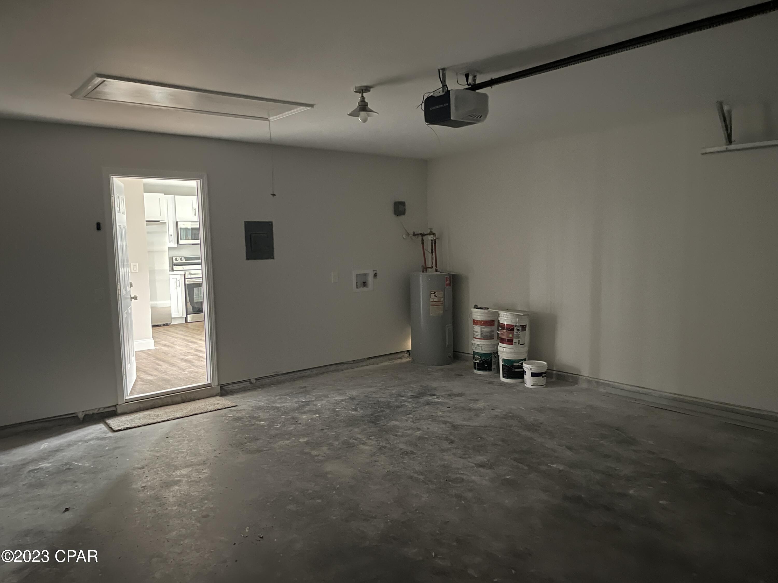 [No Recorded Subdiv] - Residential Lease