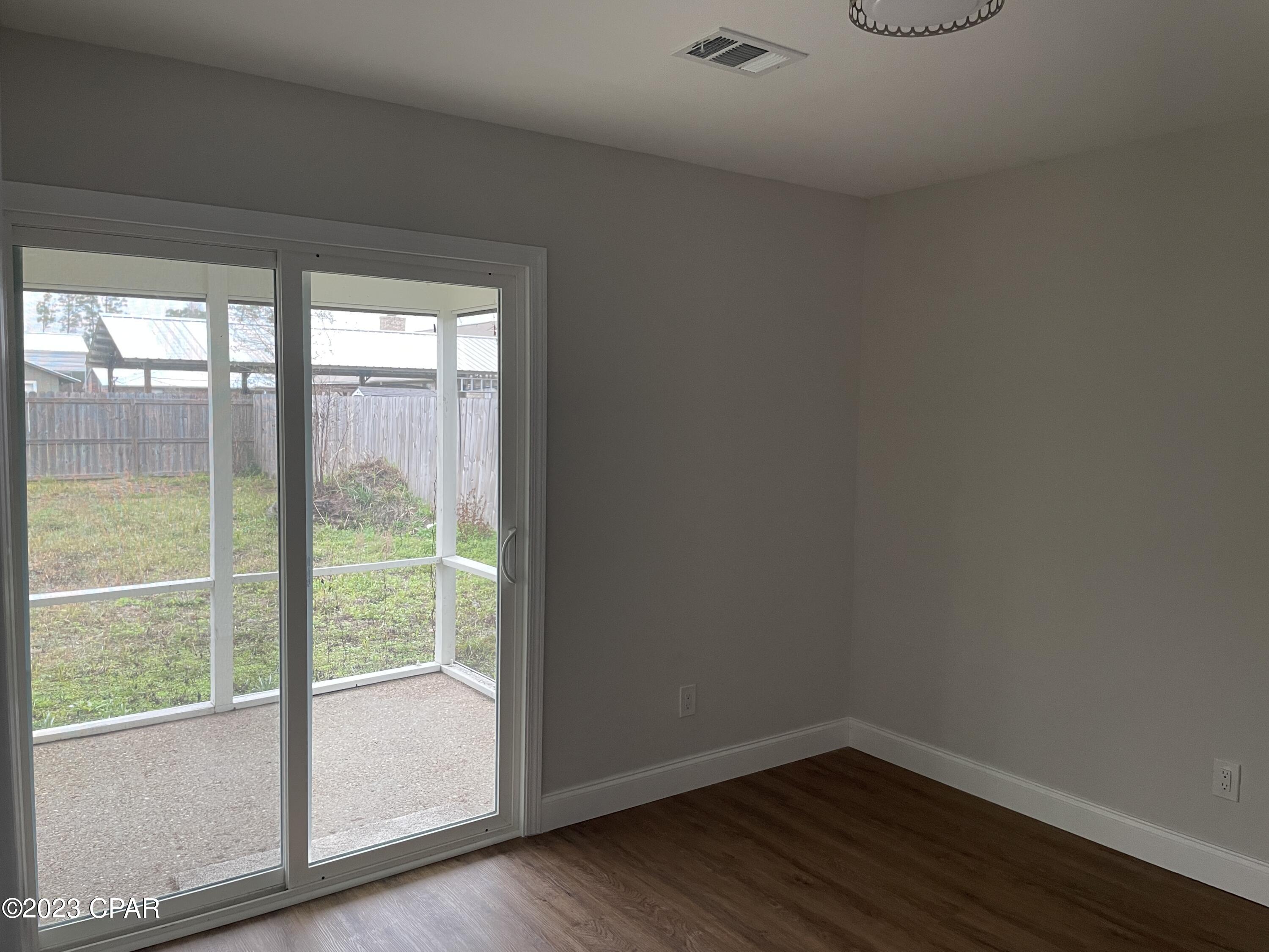 [No Recorded Subdiv] - Residential Lease