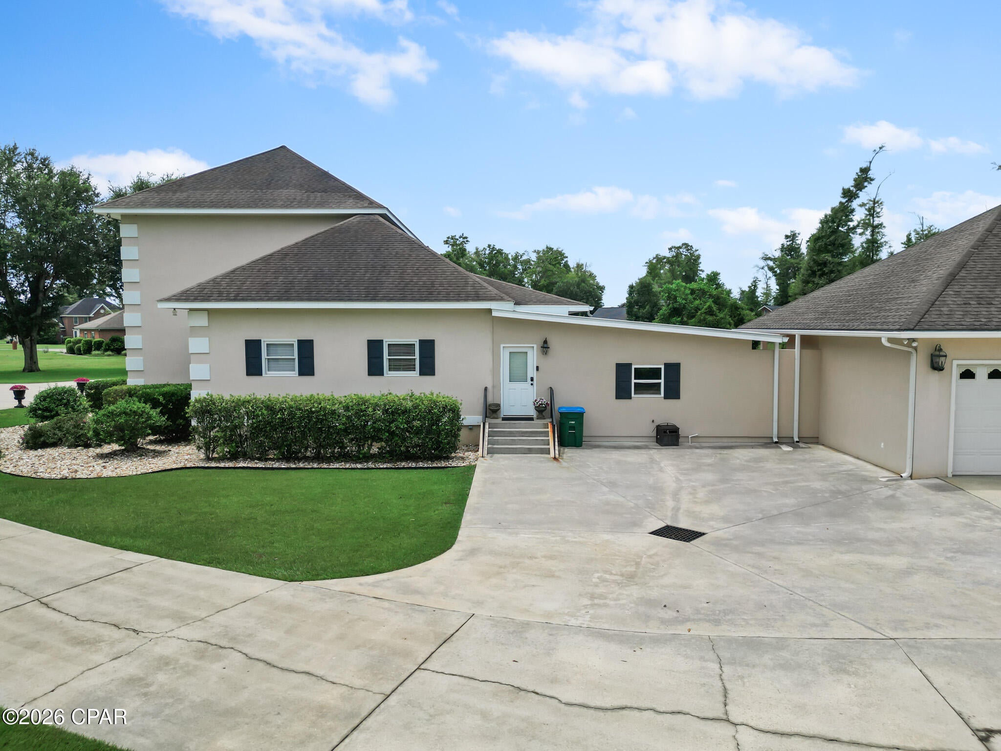 North Oaks - Residential