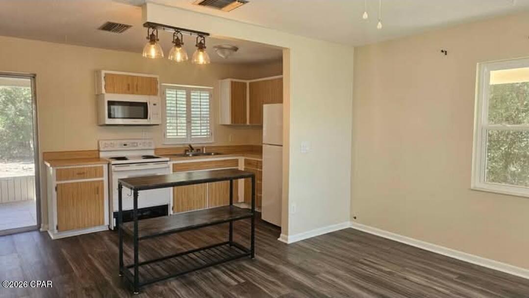 Sunny Hills Unit 4 - Residential