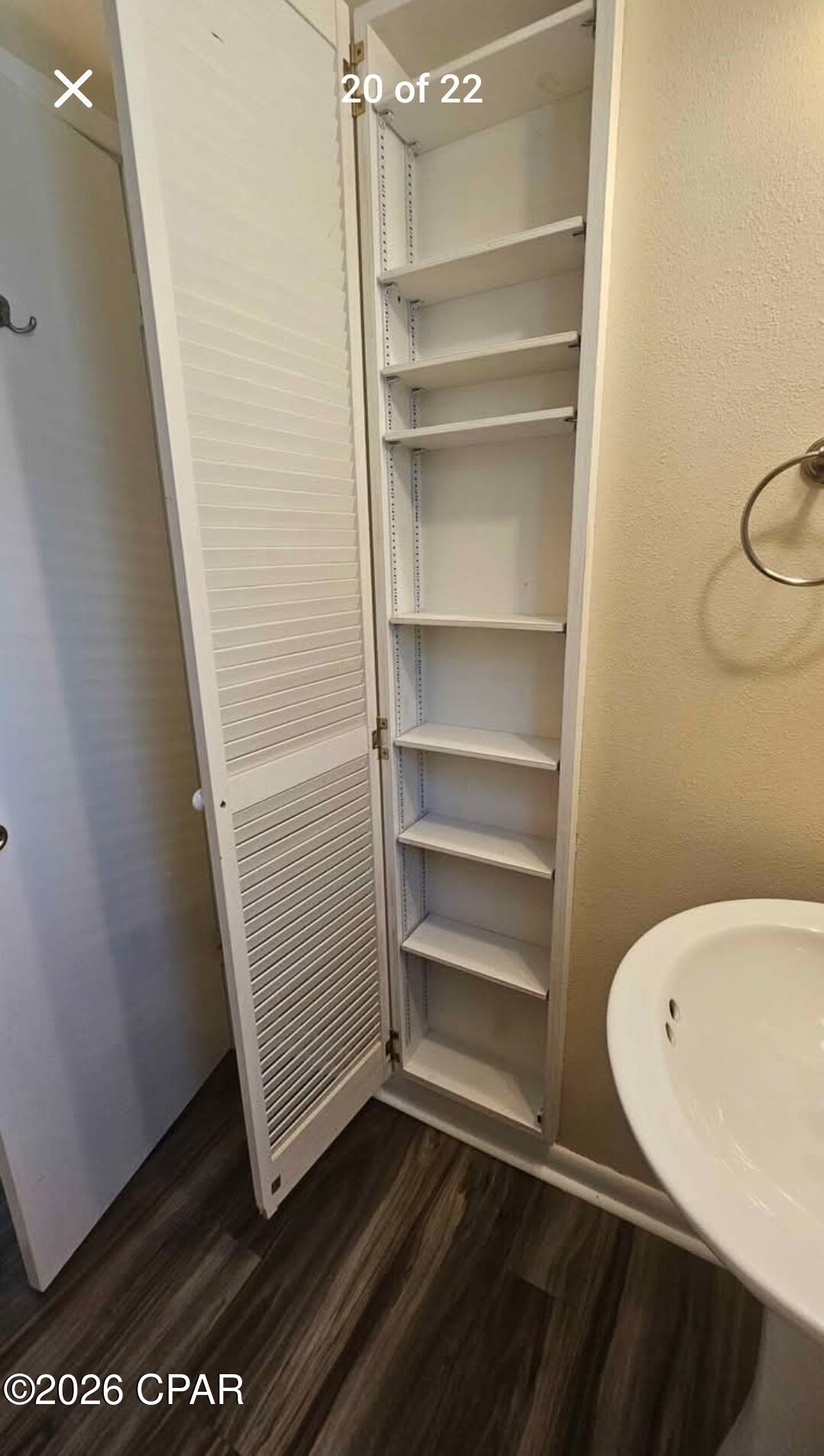 Sunny Hills Unit 4 - Residential