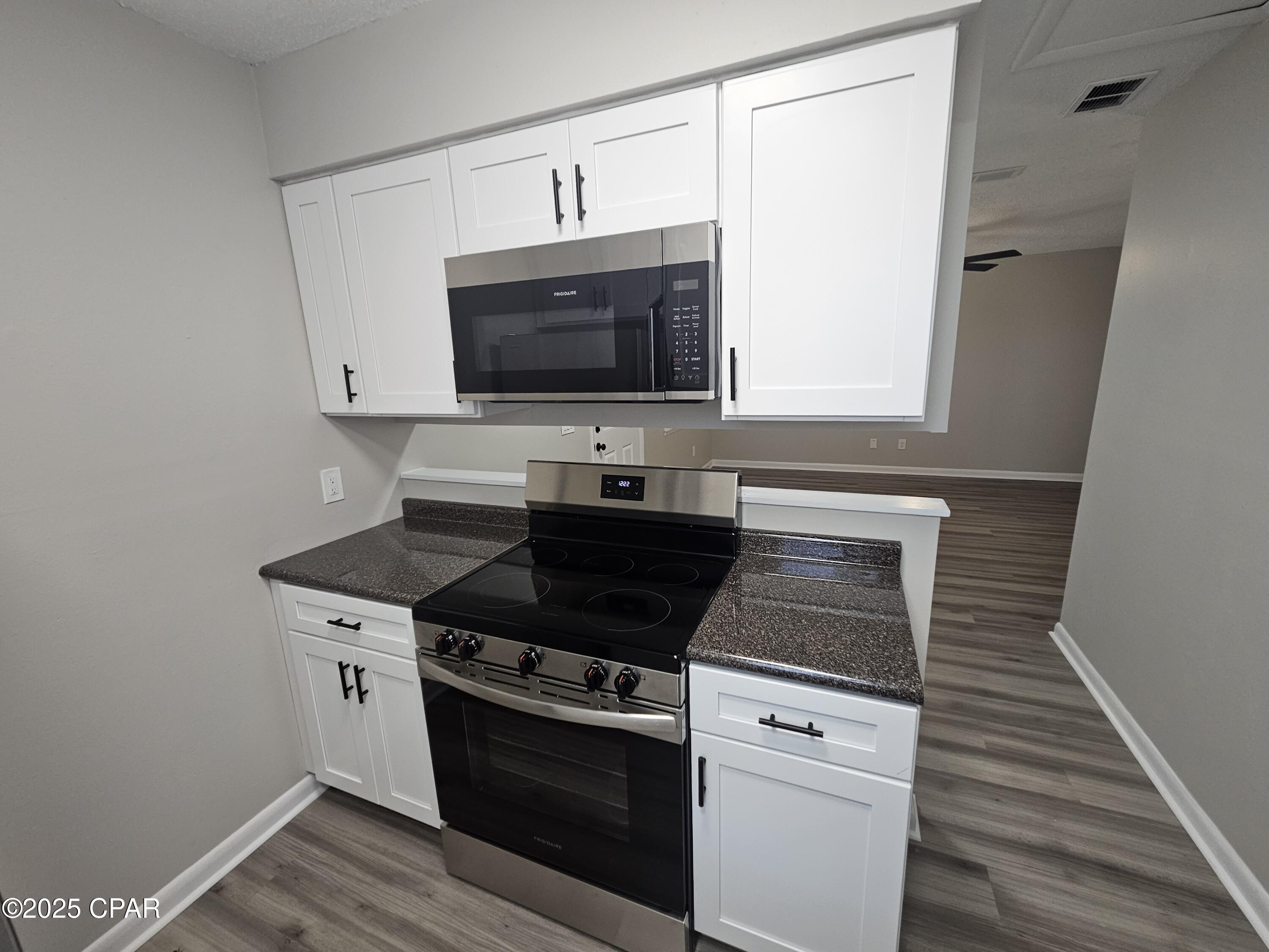 [No Recorded Subdiv] - Residential Lease
