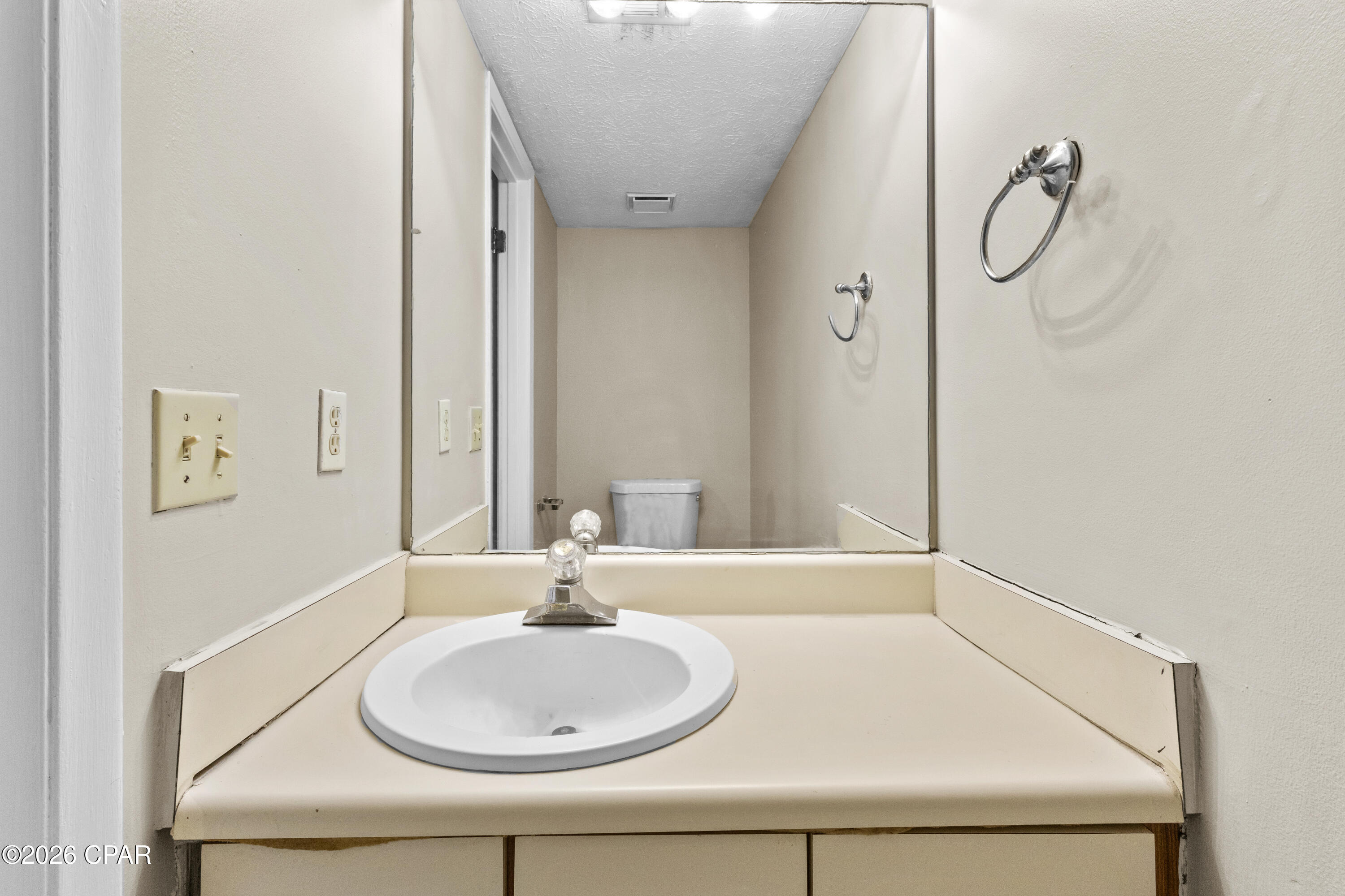 Gulf Coast Vill U-1 Re - Residential