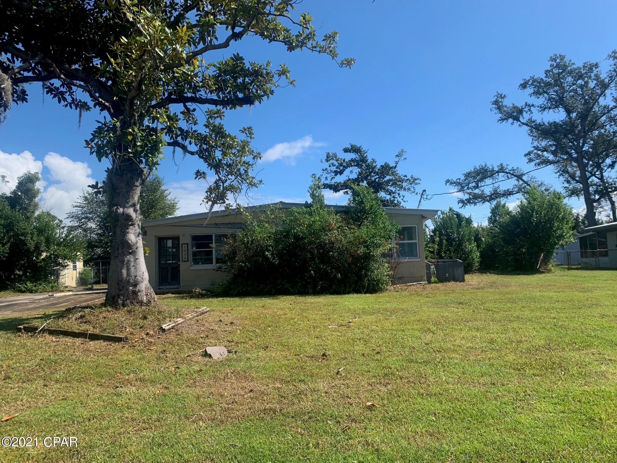[No Recorded Subdiv] - Residential