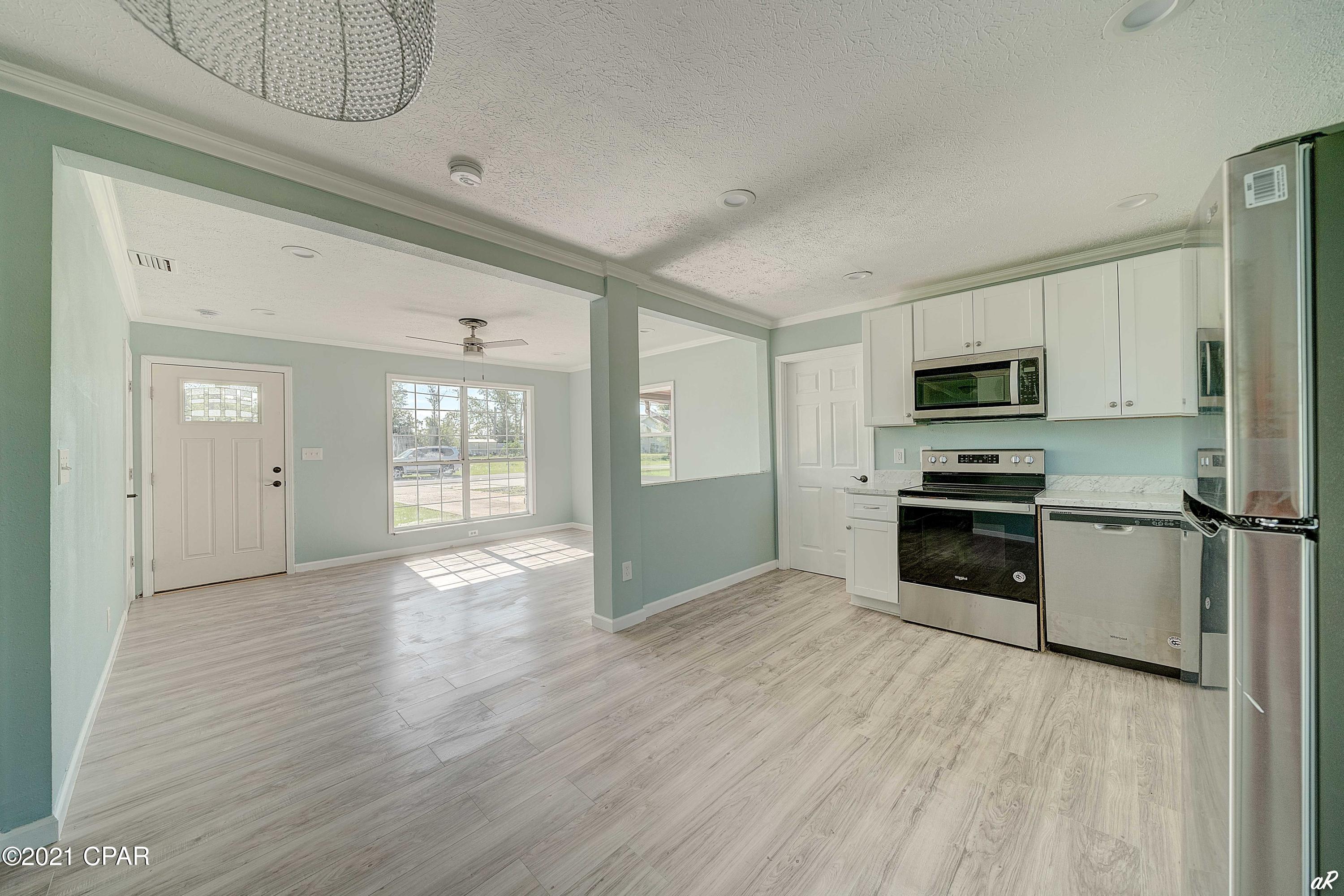 Lynn Pointe South - Residential