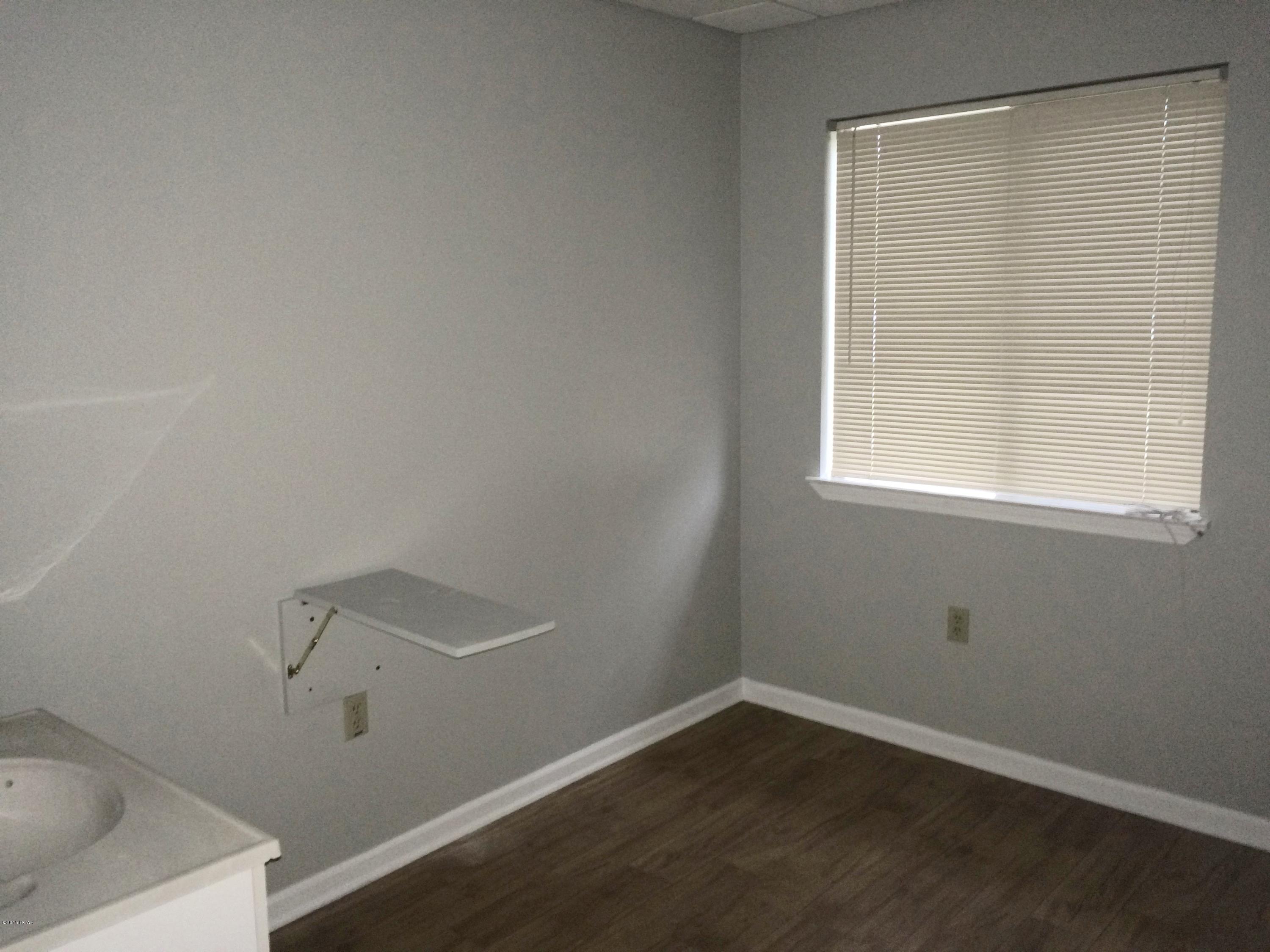 [No Recorded Subdiv] - Commercial Lease