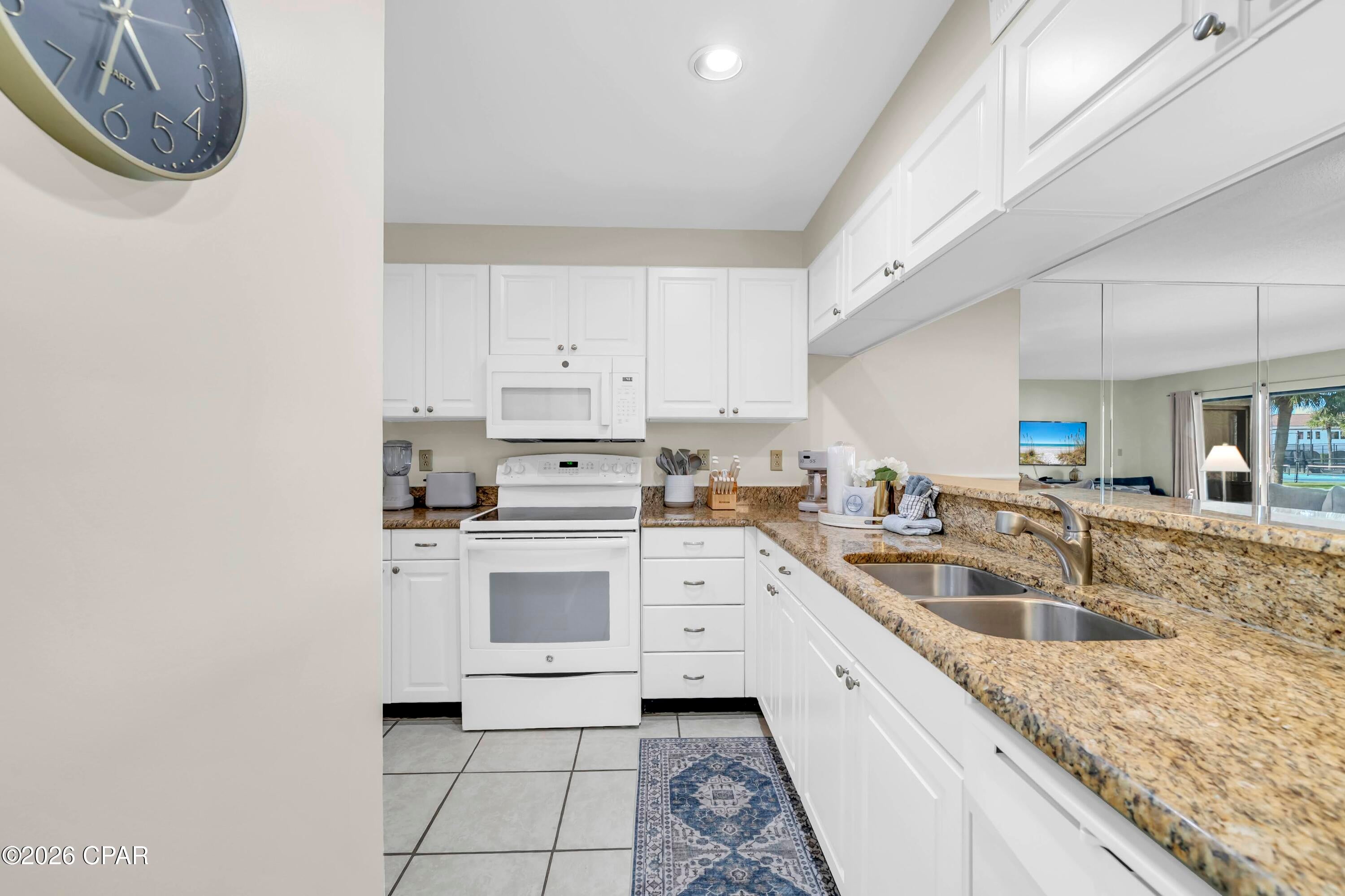 River Oaks Tennis Villas - Residential
