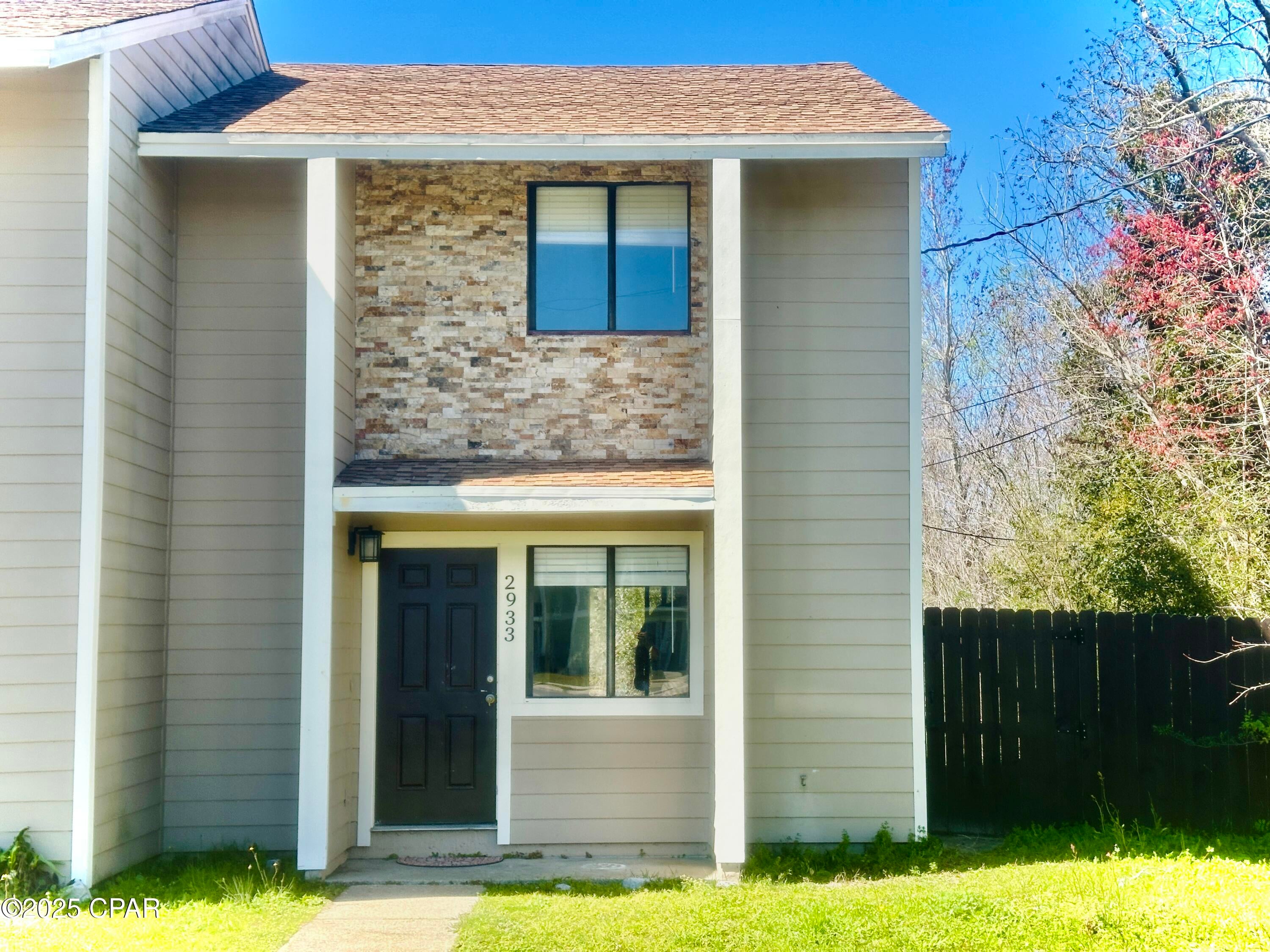 Highland City - Residential Lease