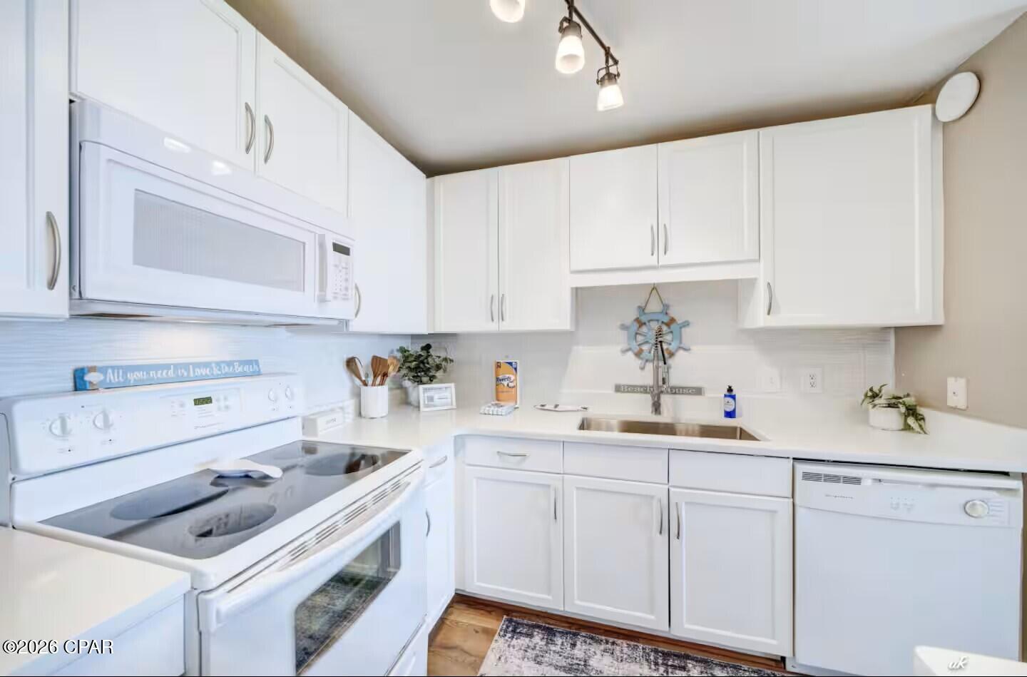 Laketown Wharf - Residential