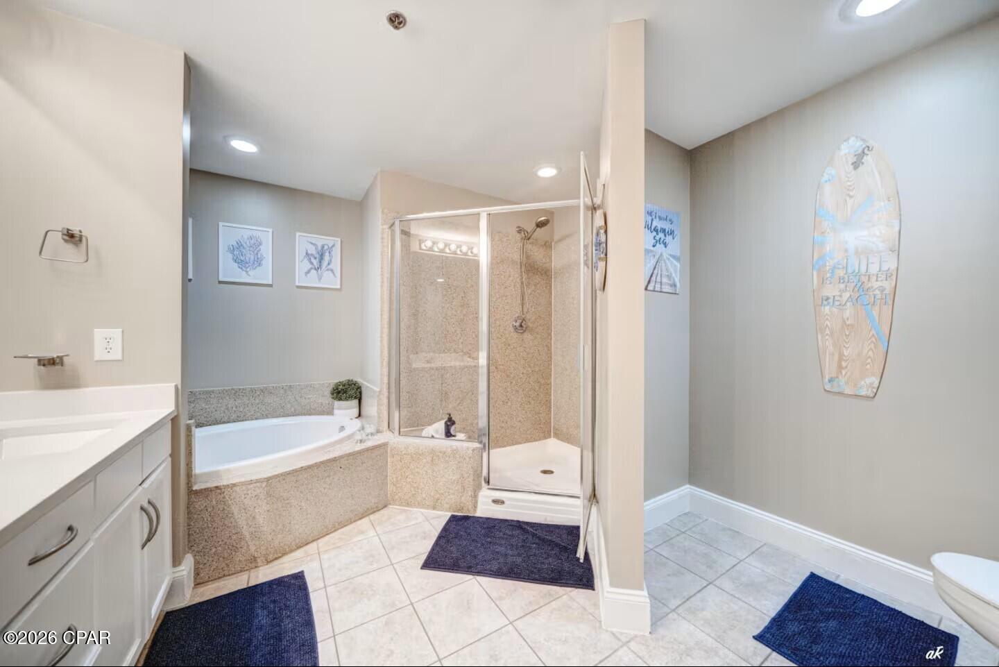 Laketown Wharf - Residential