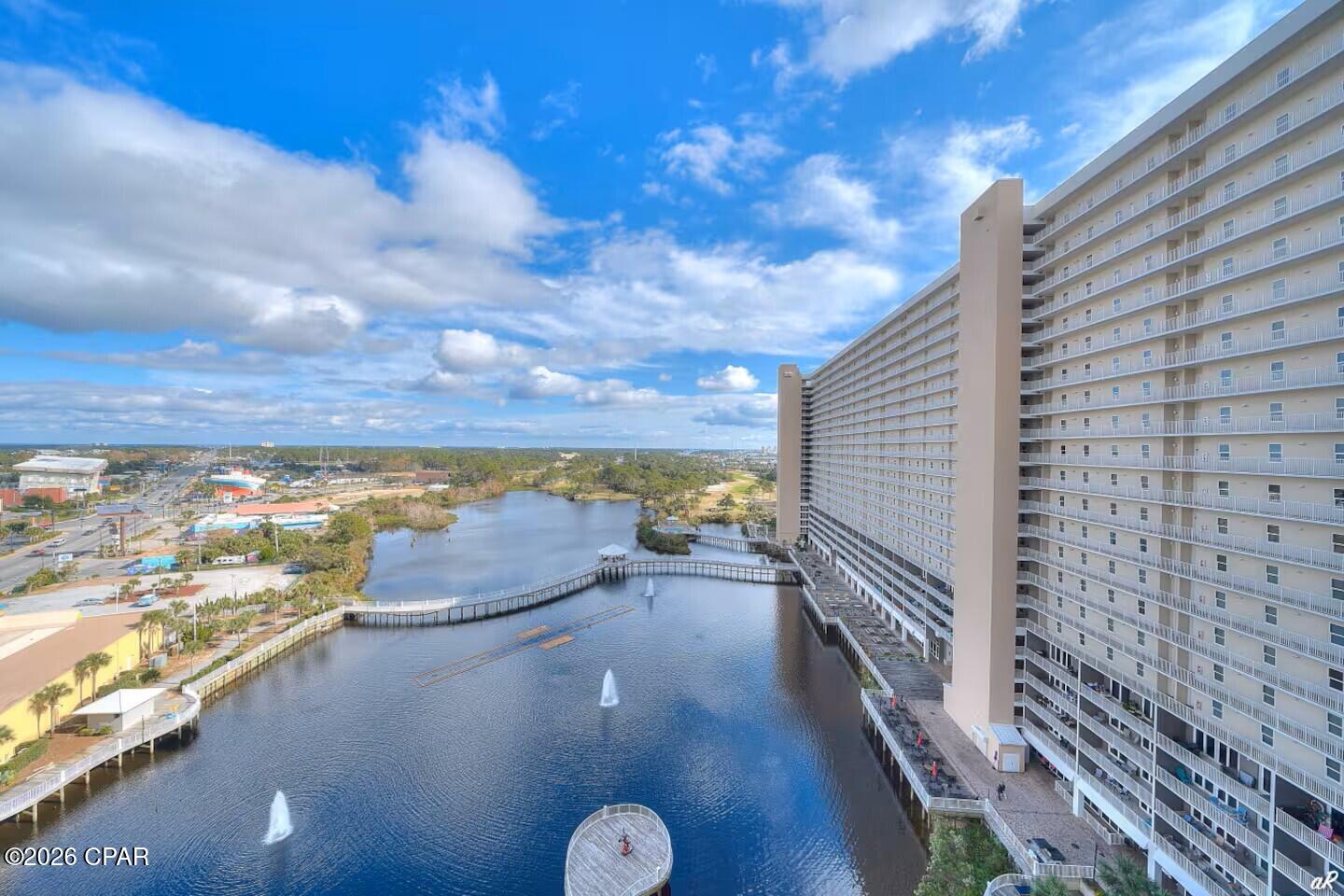 Laketown Wharf - Residential