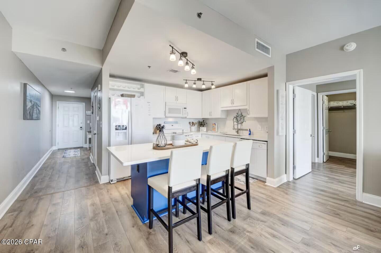 Laketown Wharf - Residential
