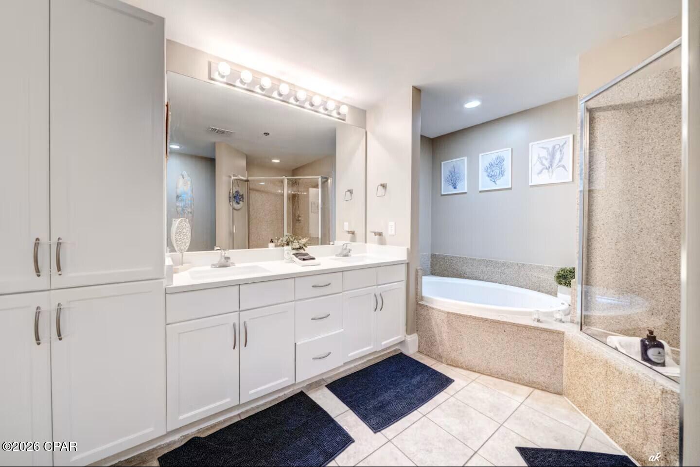 Laketown Wharf - Residential