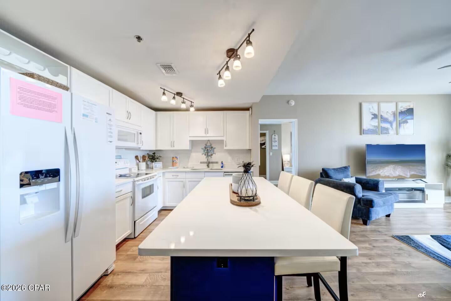 Laketown Wharf - Residential