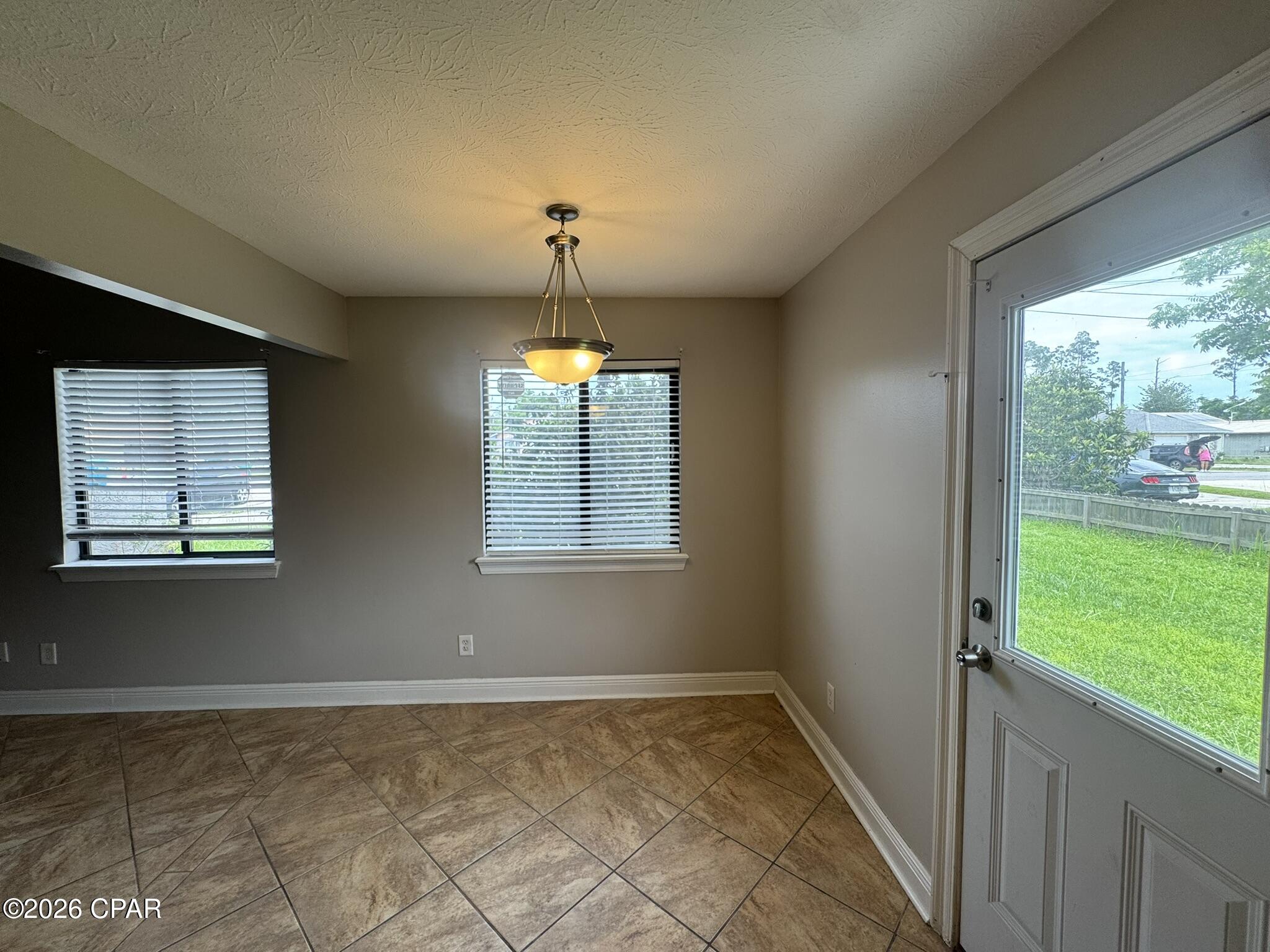 [No Recorded Subdiv] - Residential Lease
