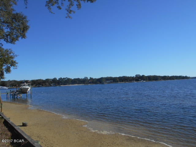 Donalson Point - Land