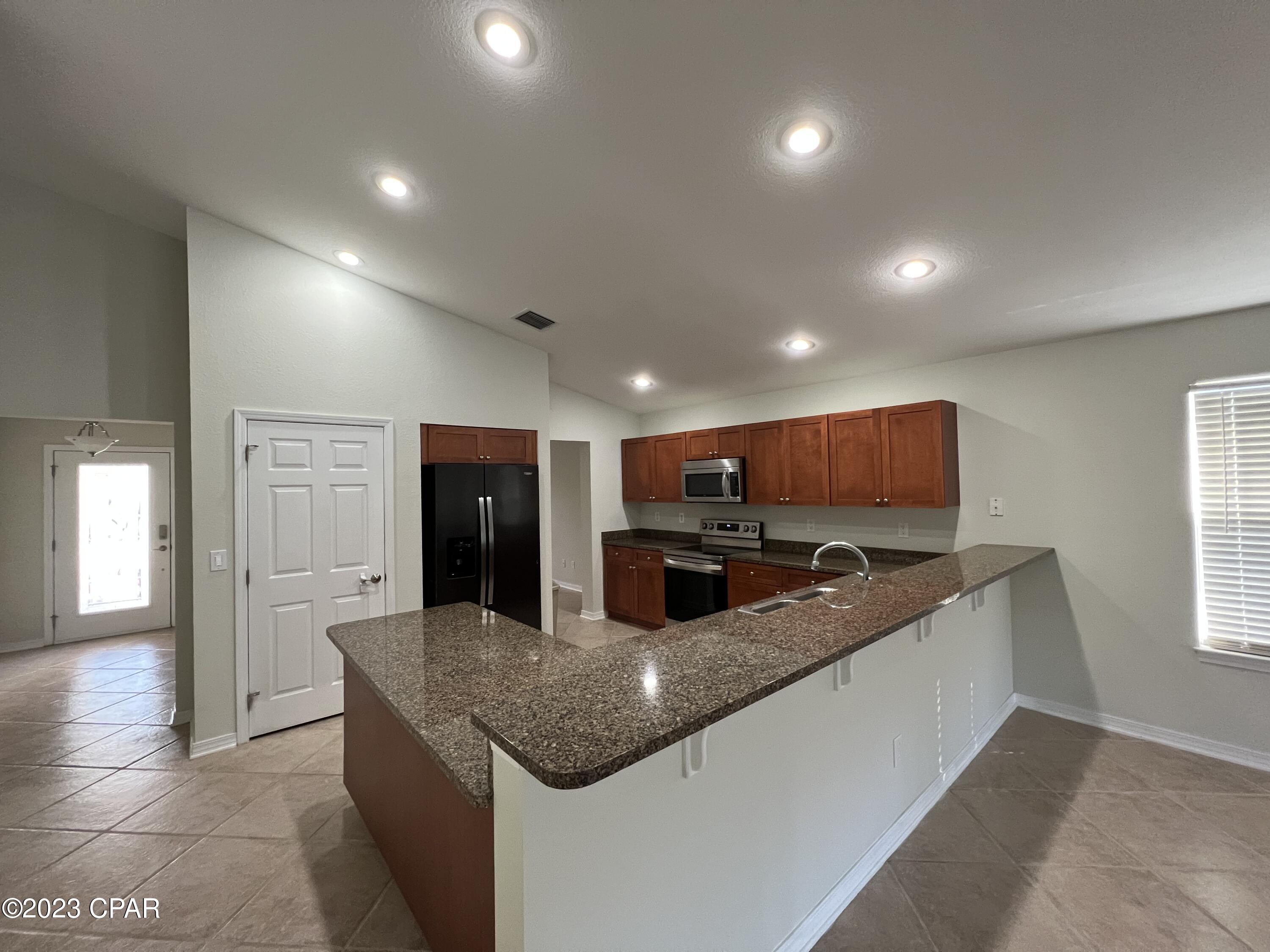 Palmetto Trace Phase III - Residential Lease