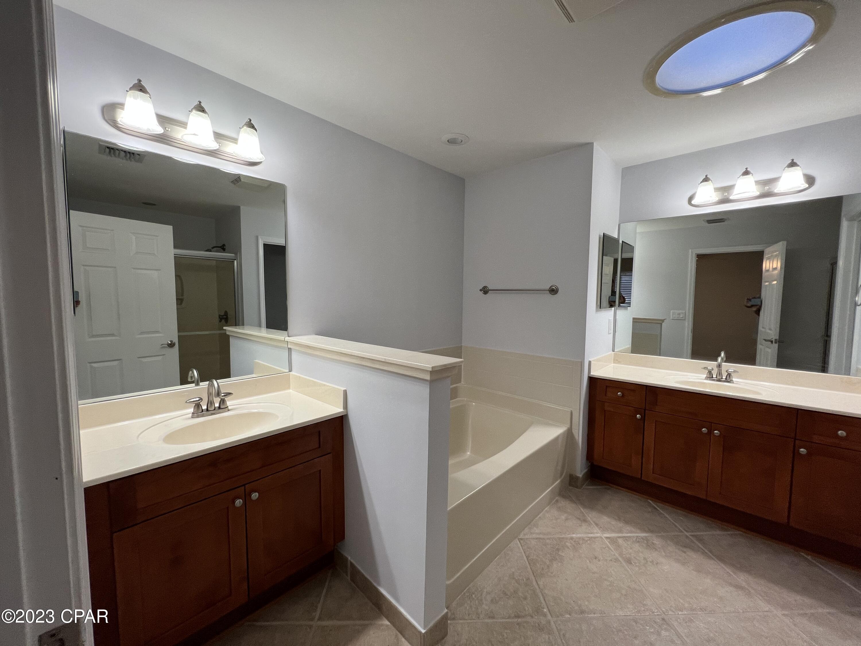 Palmetto Trace Phase III - Residential Lease