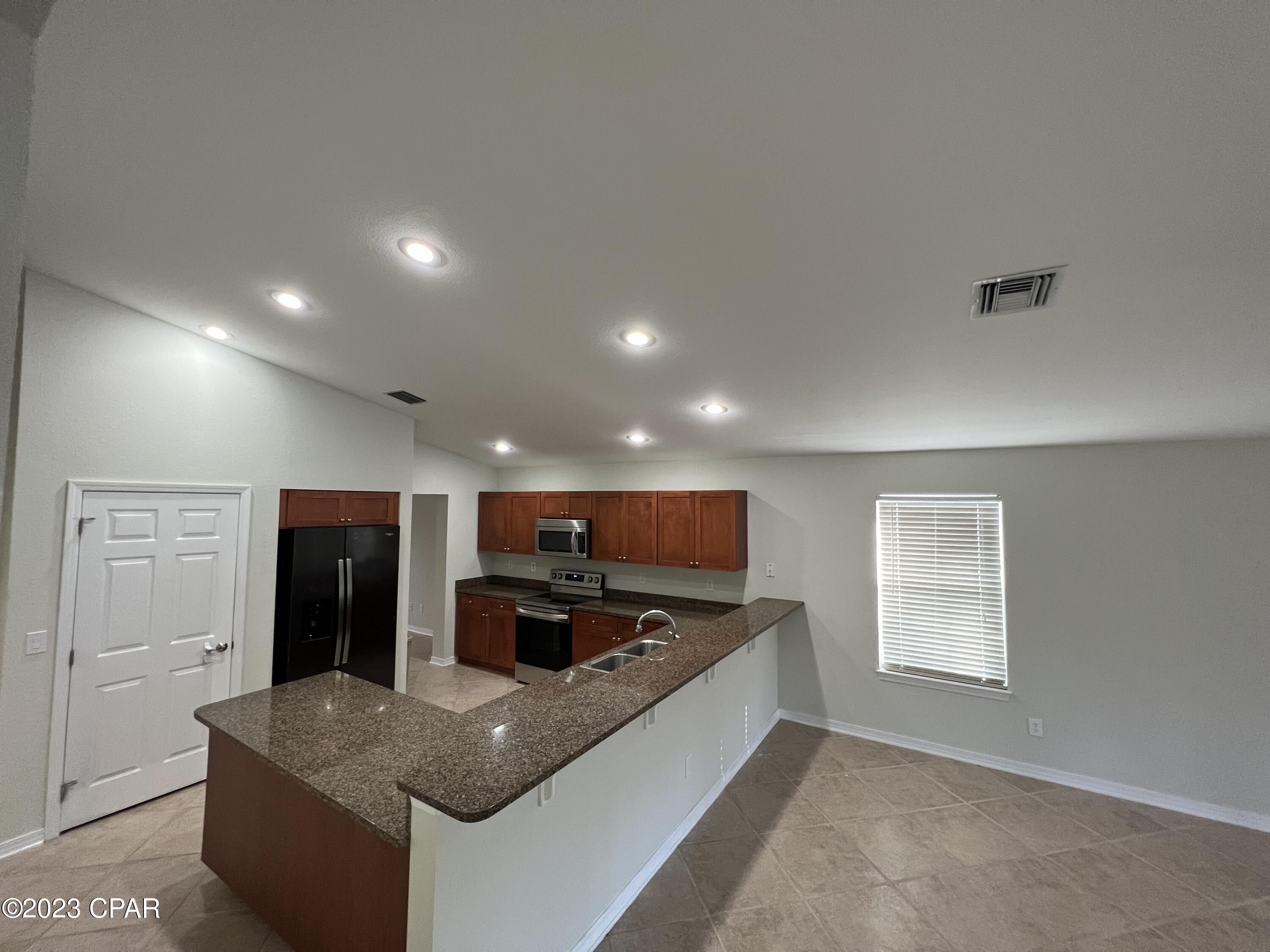 Palmetto Trace Phase III - Residential Lease