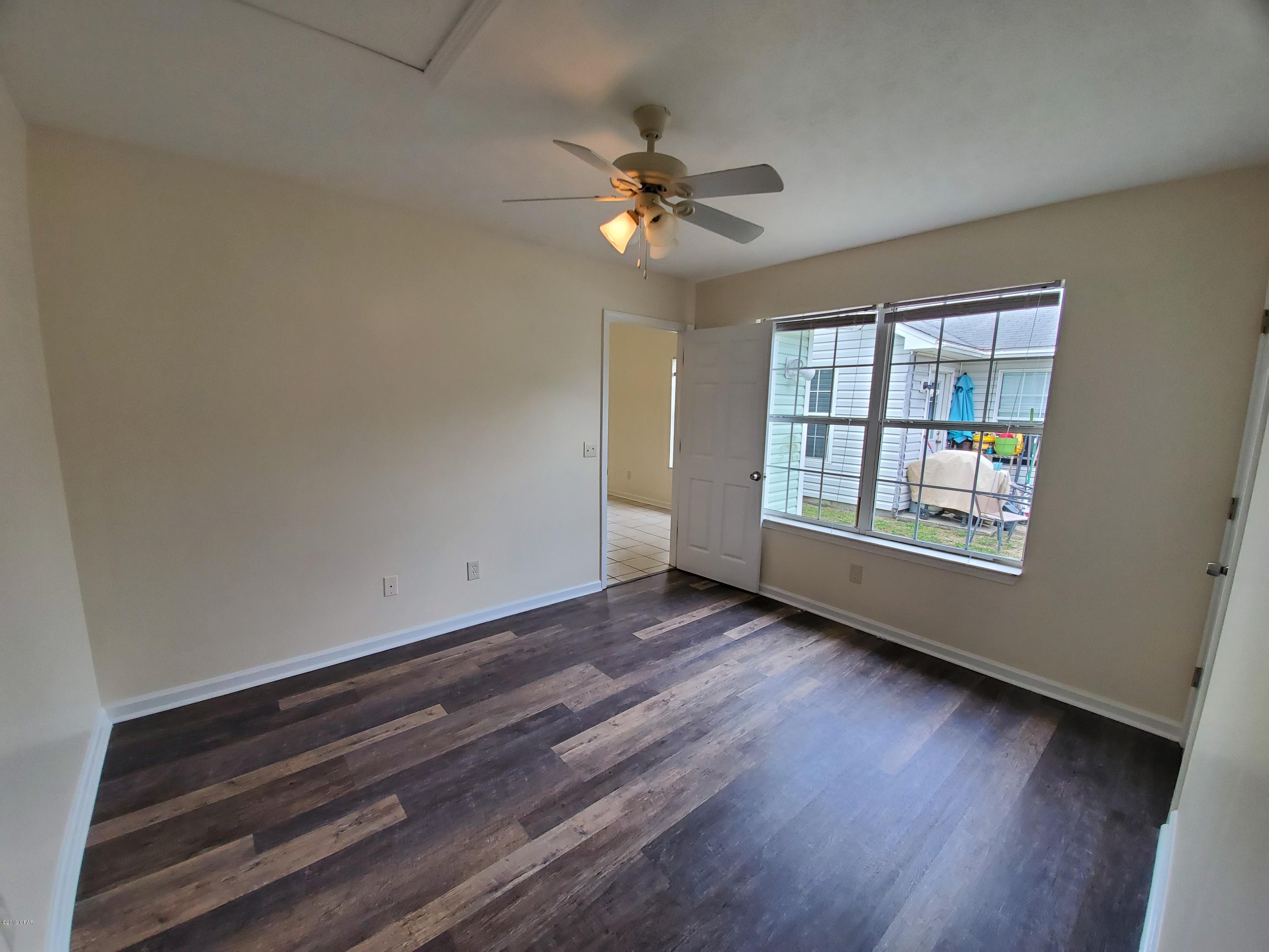 [No Recorded Subdiv] - Residential Lease