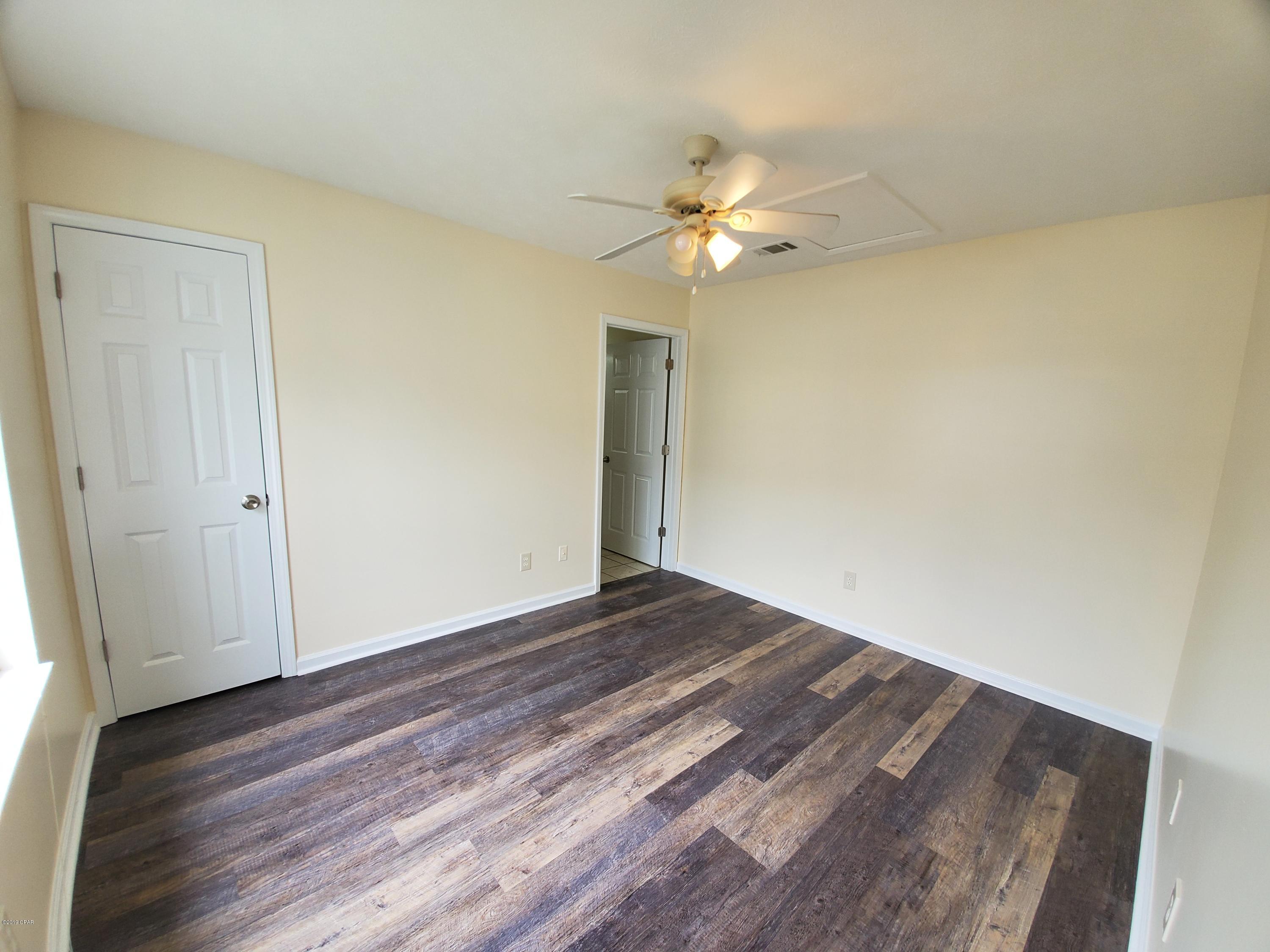 [No Recorded Subdiv] - Residential Lease