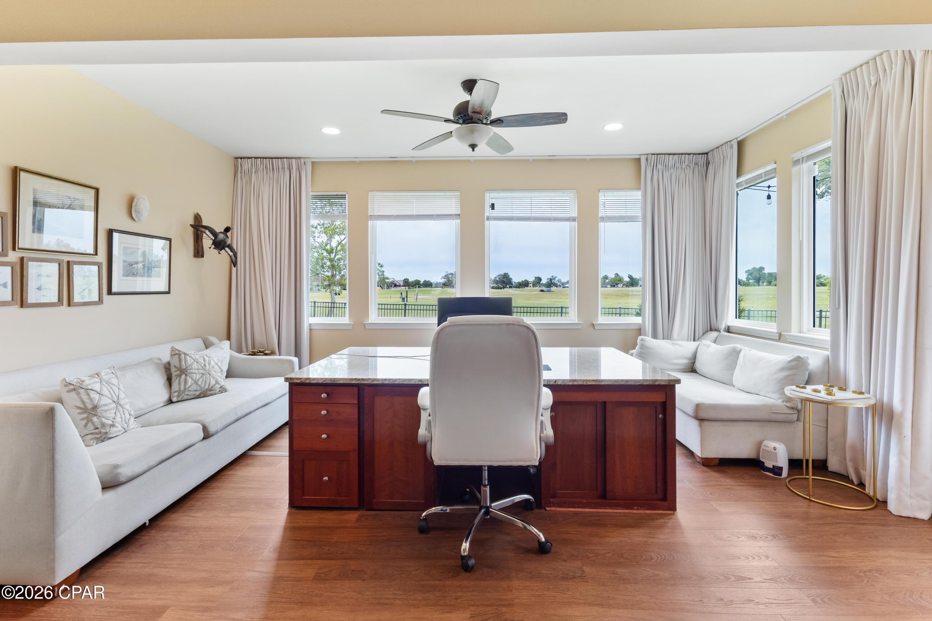 Country Club Harbour Estates - Residential Lease