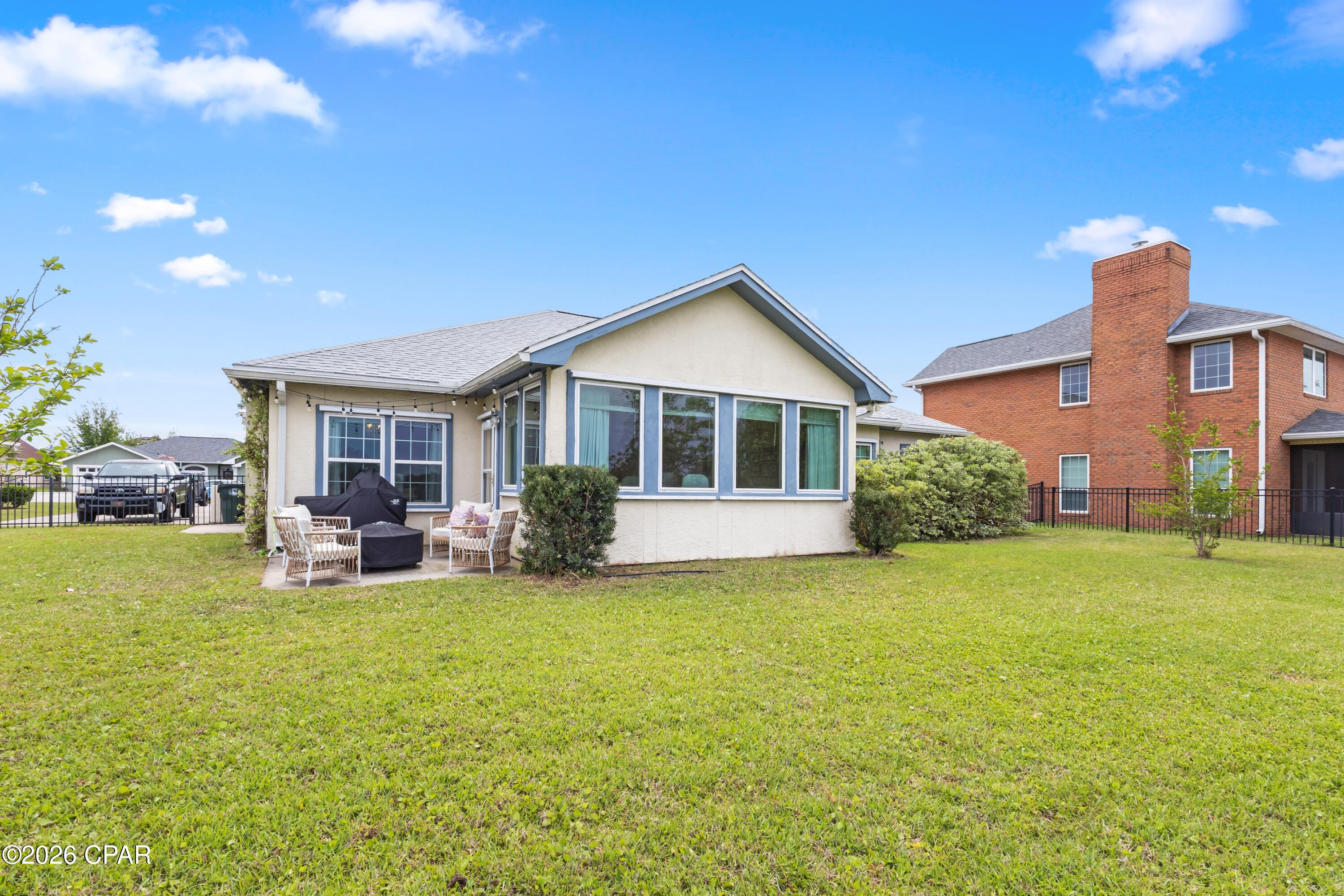 Country Club Harbour Estates - Residential Lease