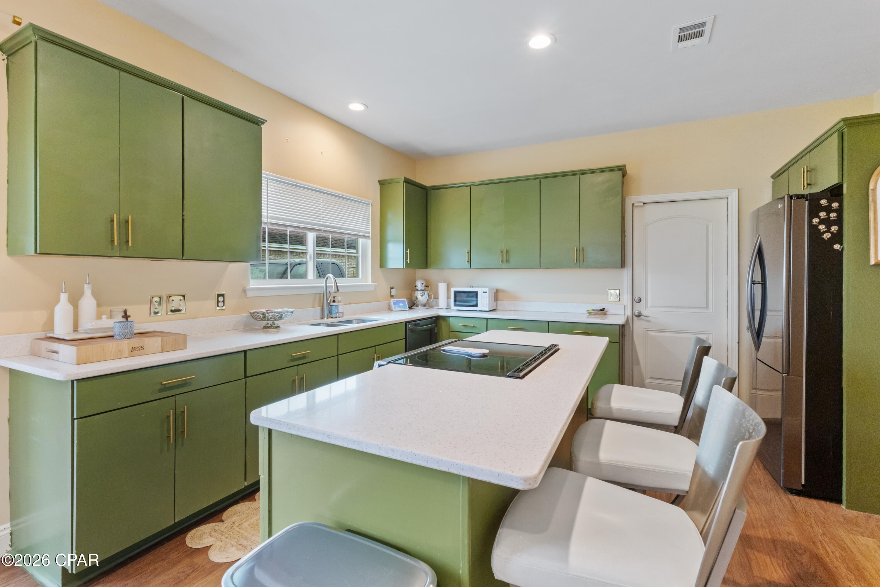 Country Club Harbour Estates - Residential Lease