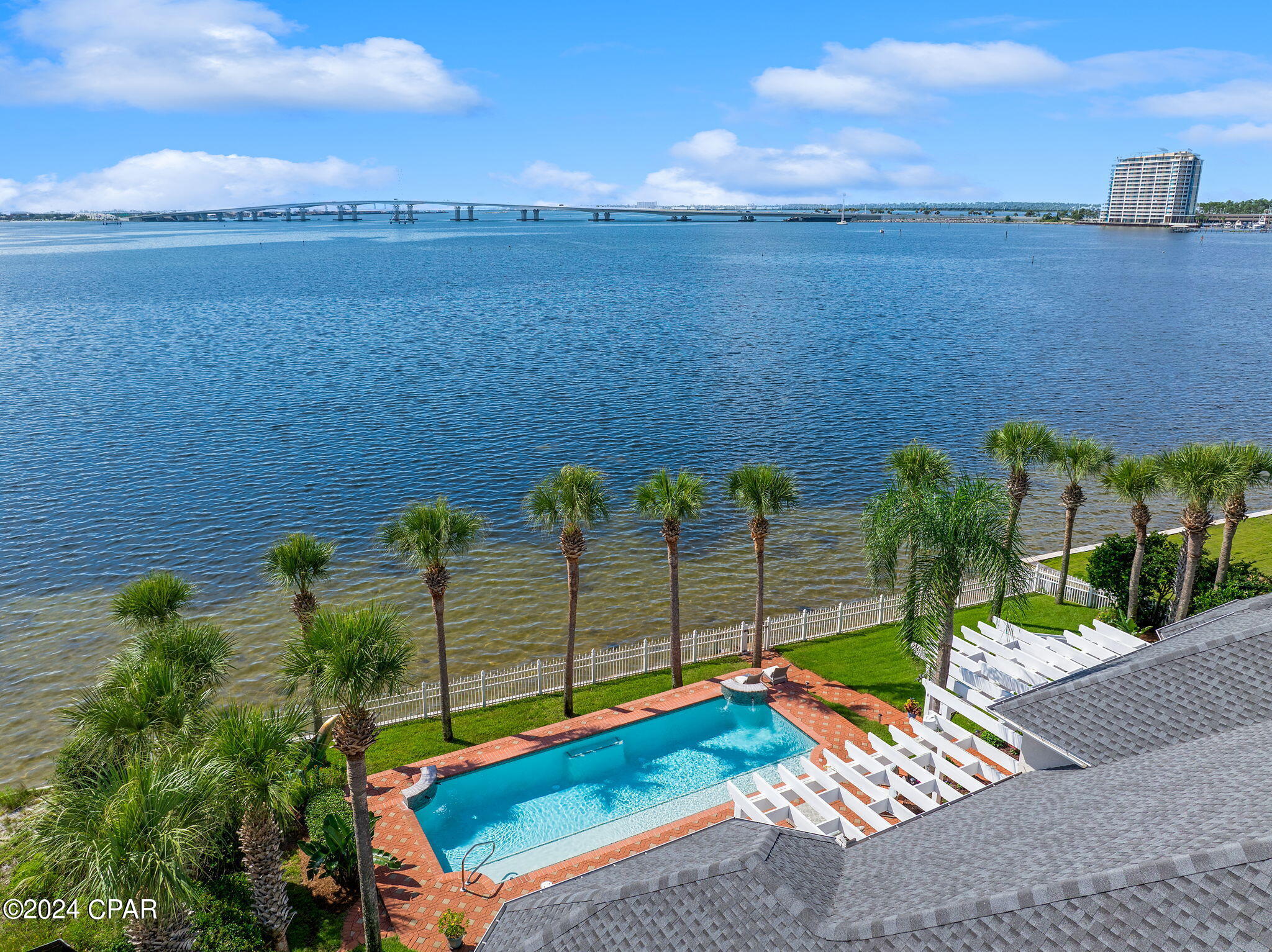 Dolphin Bay Ph I - Residential